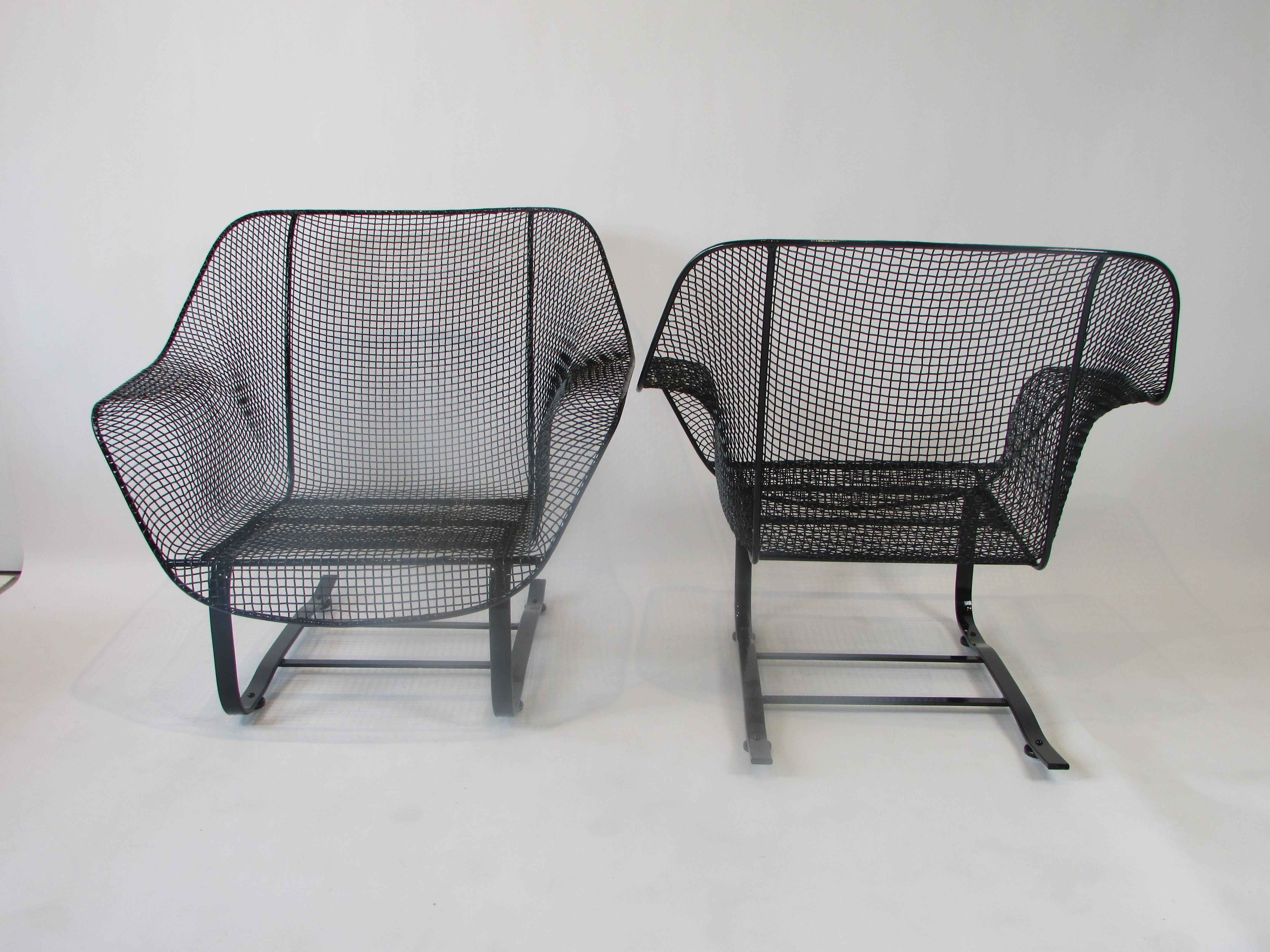 Powder-Coated Pair of Restored Woodard Wrought Iron Cantilever Spring Base Lounge Chairs For Sale