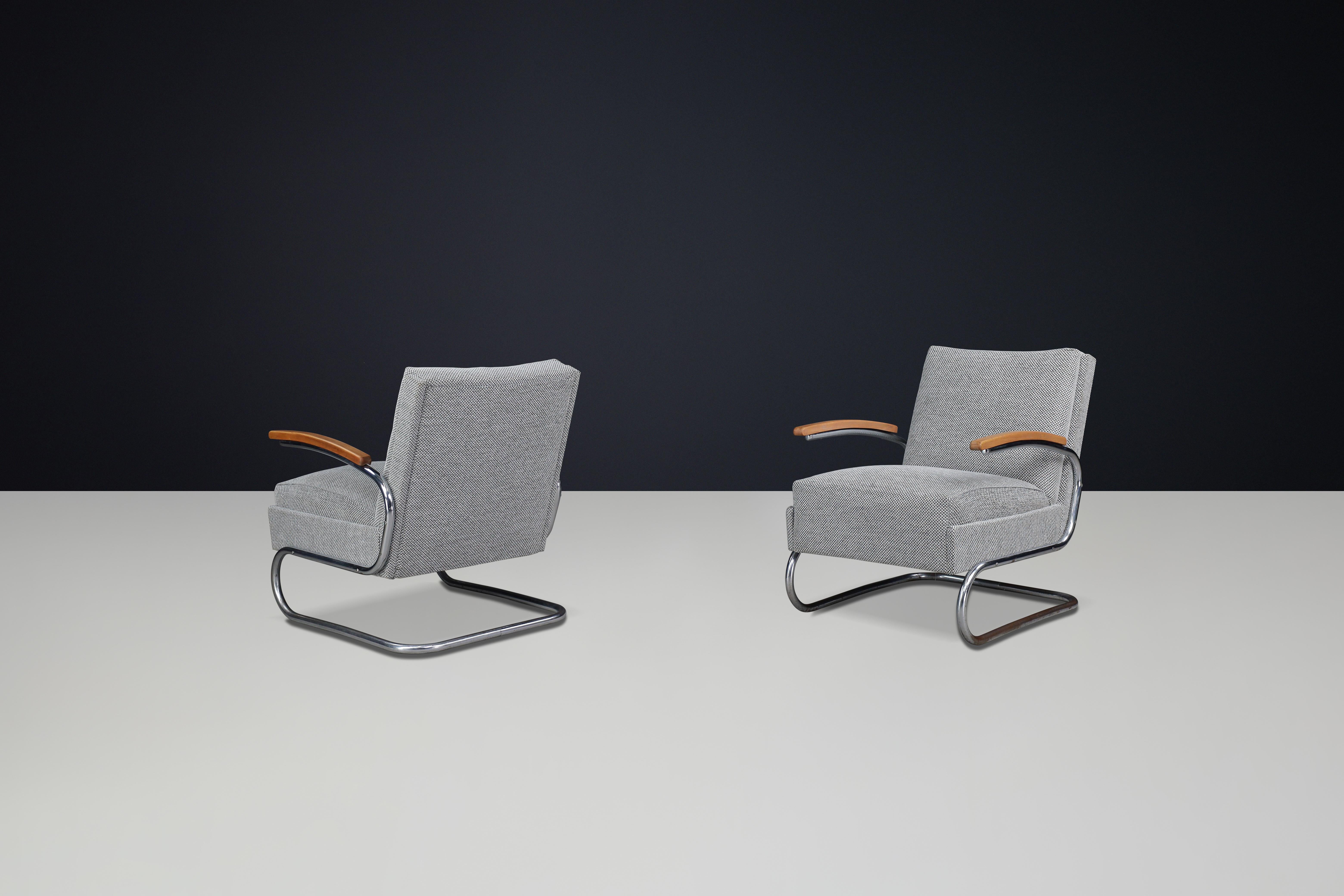 Coppia di poltrone a sbalzo Thonet di Bauhaus rivestite, in acciaio tubolare, 1935 in vendita 2