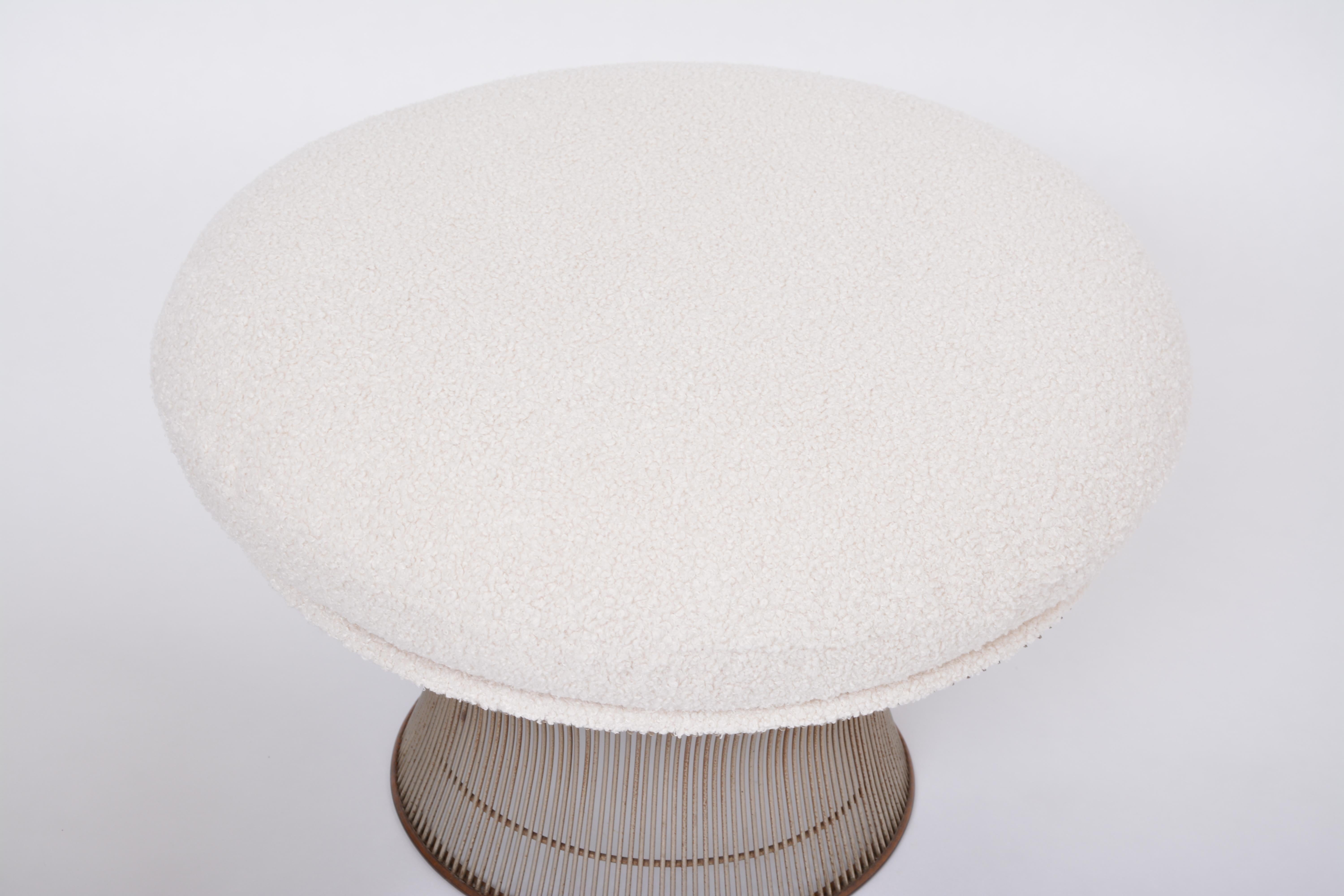 Pair of reupholstered vintage Mid-century ottomans by Warren Platner for Knoll 3