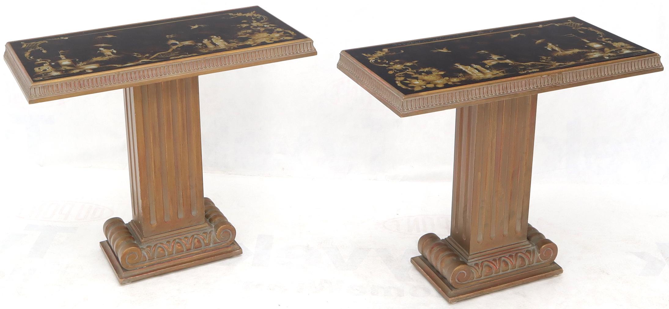 Pair of Reverse Painted Glass Tops Single Pedestal Side Occasional Tables In Good Condition For Sale In Rockaway, NJ