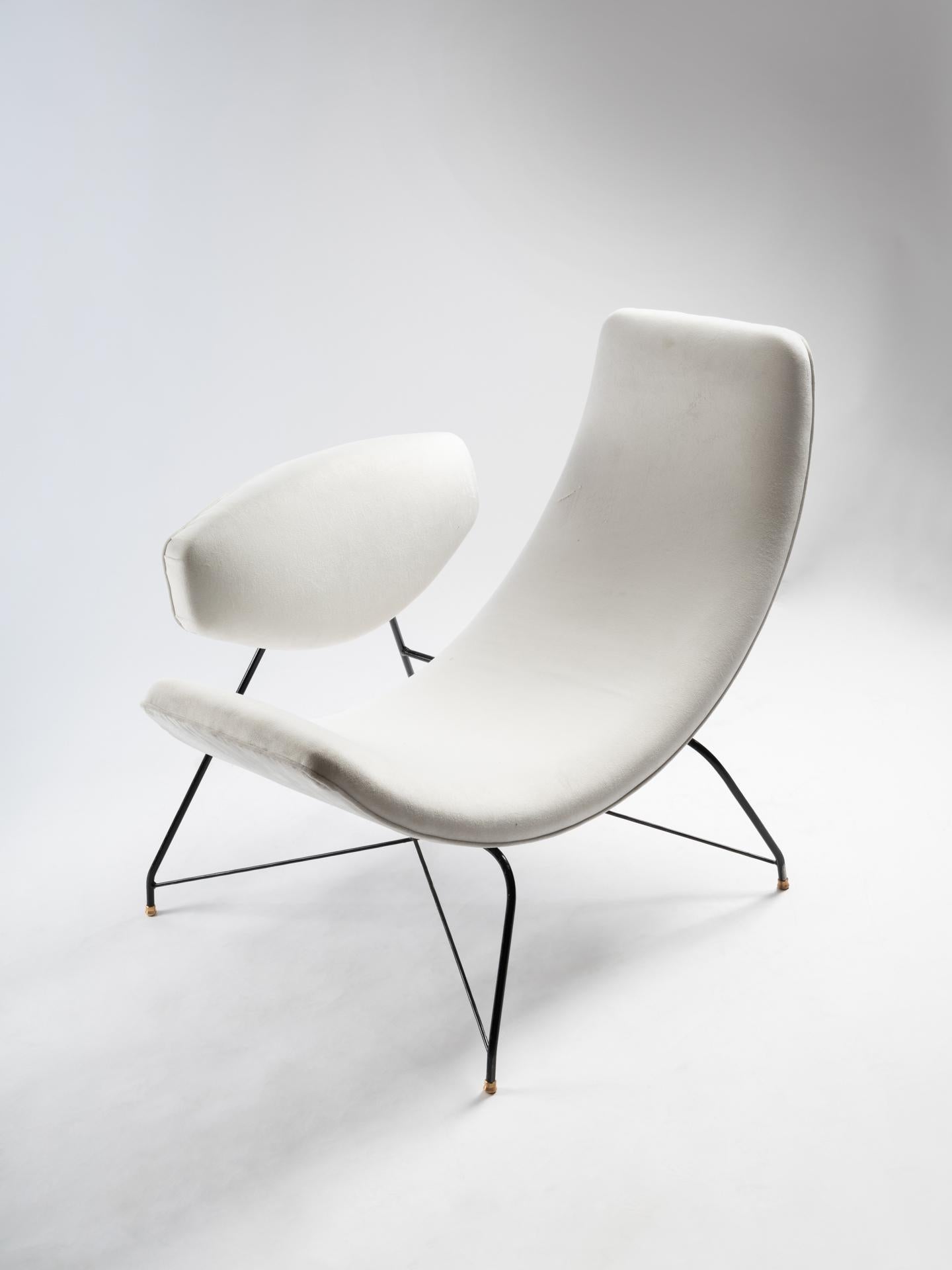 Mid-20th Century Pair of Reversible ArmChair by Carlo Hauner & Martin Eisler For Sale