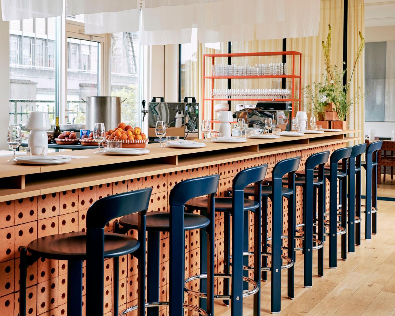 Based on the original Rey Collection designed by Swiss designer Bruno Rey in 1971, HAY has teamed up with Dietiker to present the Rey Bar Stool. It retains the functionality and resilience of the classic designs and has been modified in new