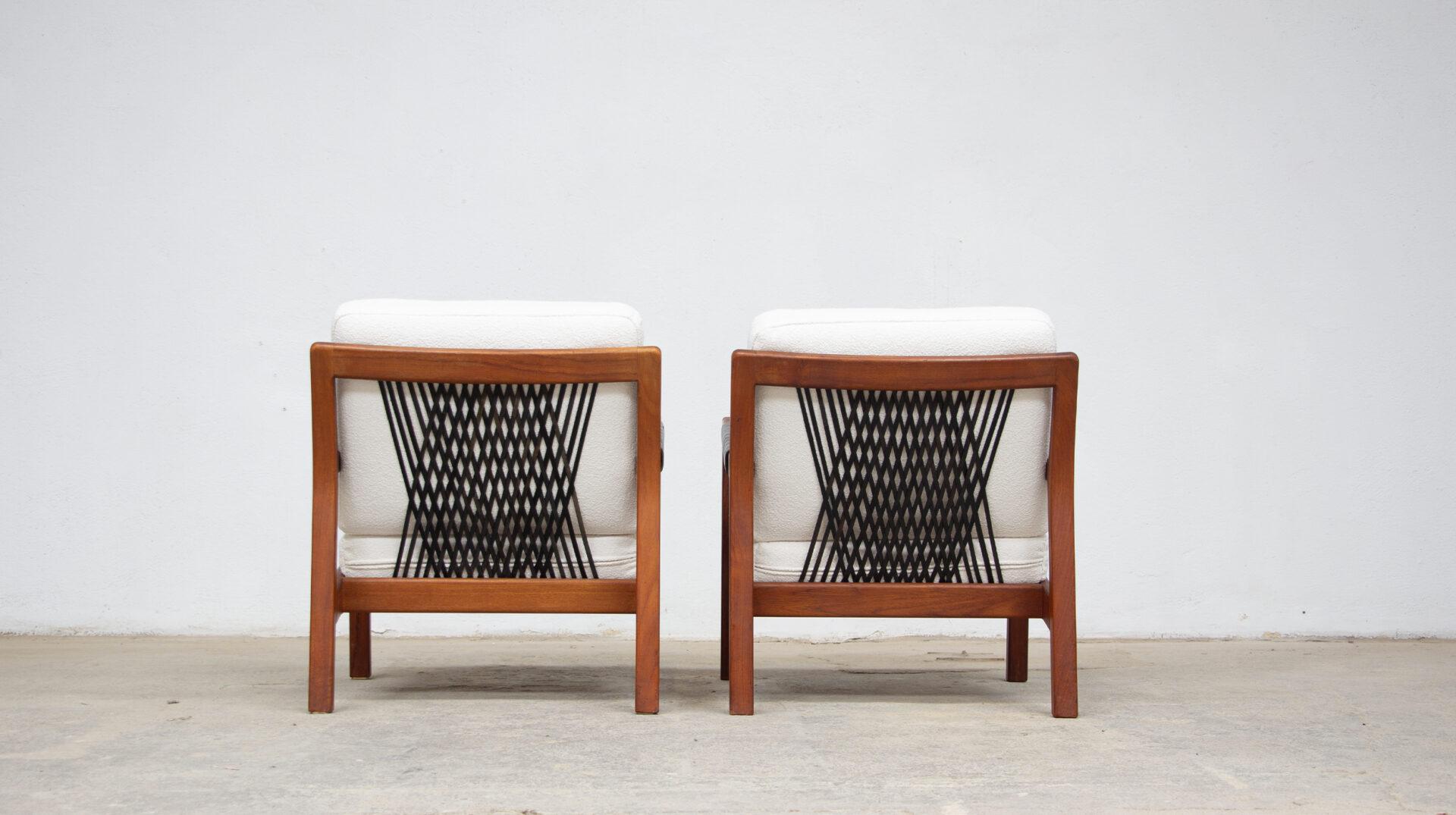 Mid-20th Century Pair of ‘Rialto’ armchairs by Gustaf Hiort af Ornäs for Puunveisto Oy For Sale