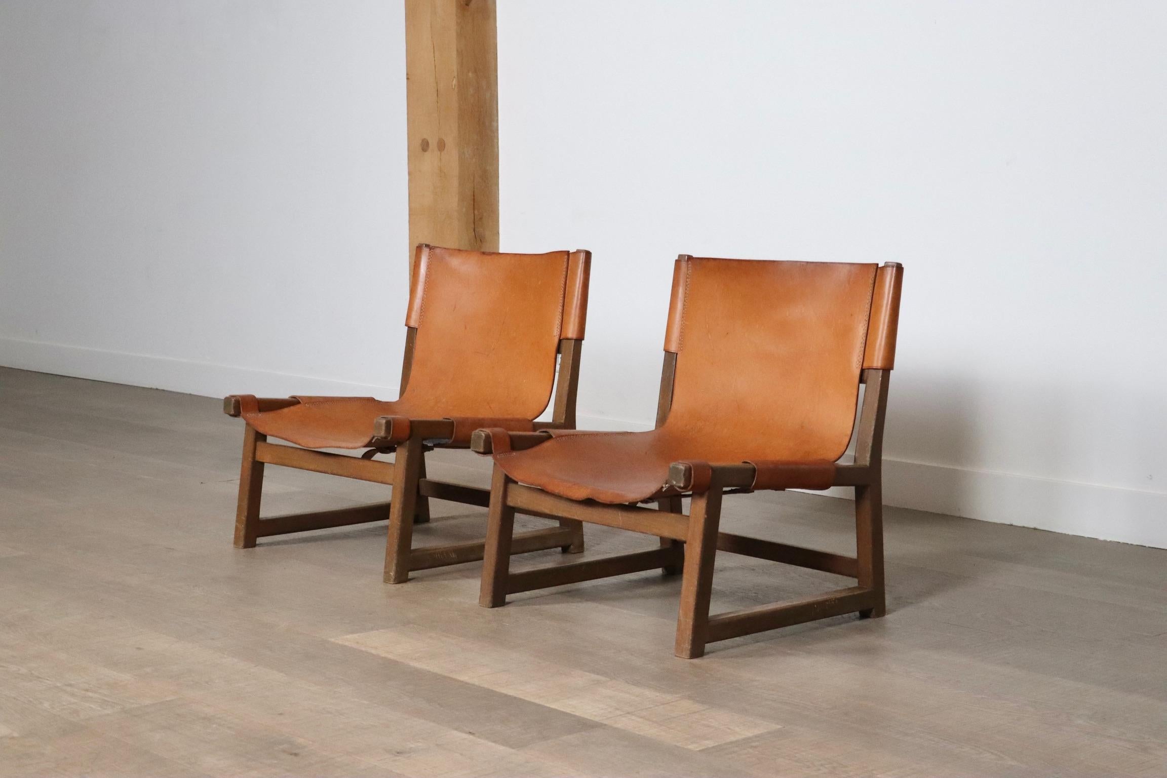 Pair Of Riaza Chairs In Cognac Leather By Paco Muñoz For Darro Gallery, Spain, 1 For Sale 2