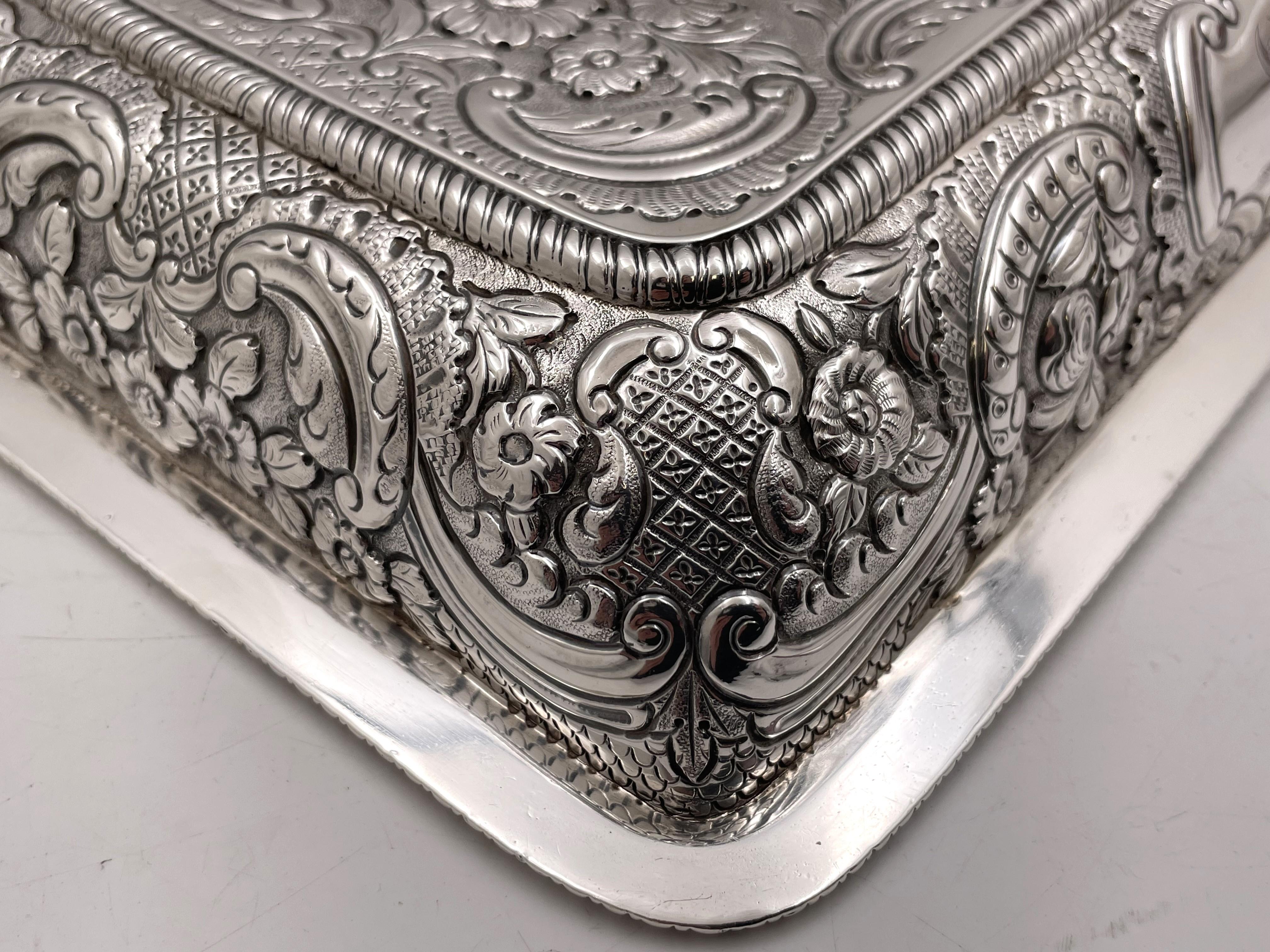 Ein Paar Richard Cooke English Sterling Silver 1807 Georgian Covered Dishes im Angebot 2