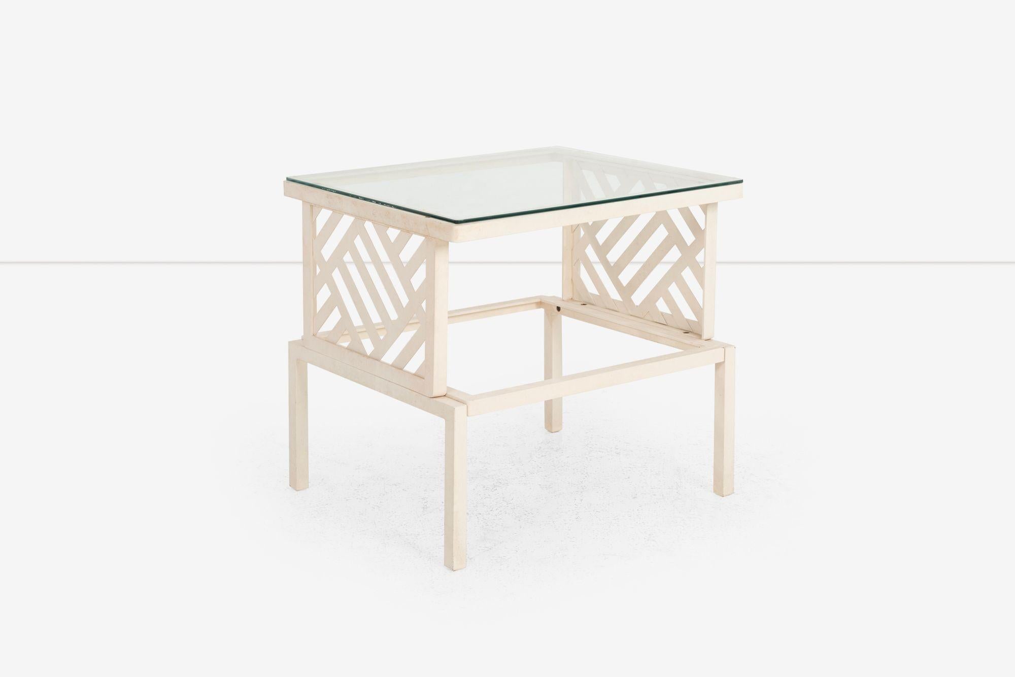 Pair of Richard L. Sandfort Aluminum End Tables and Ottomans, 1950 en Bueno estado para la venta en Chicago, IL