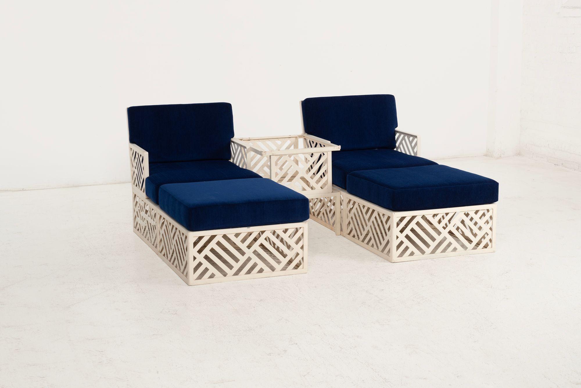 Pair of Richard L. Sandfort Aluminum Lounge Chairs and Ottomans, 1950 en venta 4