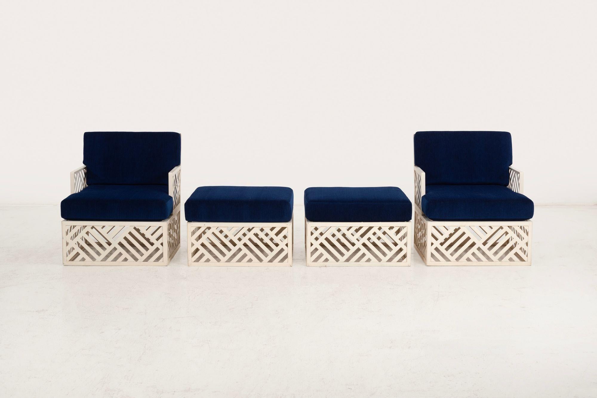 Pair of Richard L. Sandfort Aluminum Lounge Chairs and Ottomans, 1950 Moderno de mediados de siglo en venta
