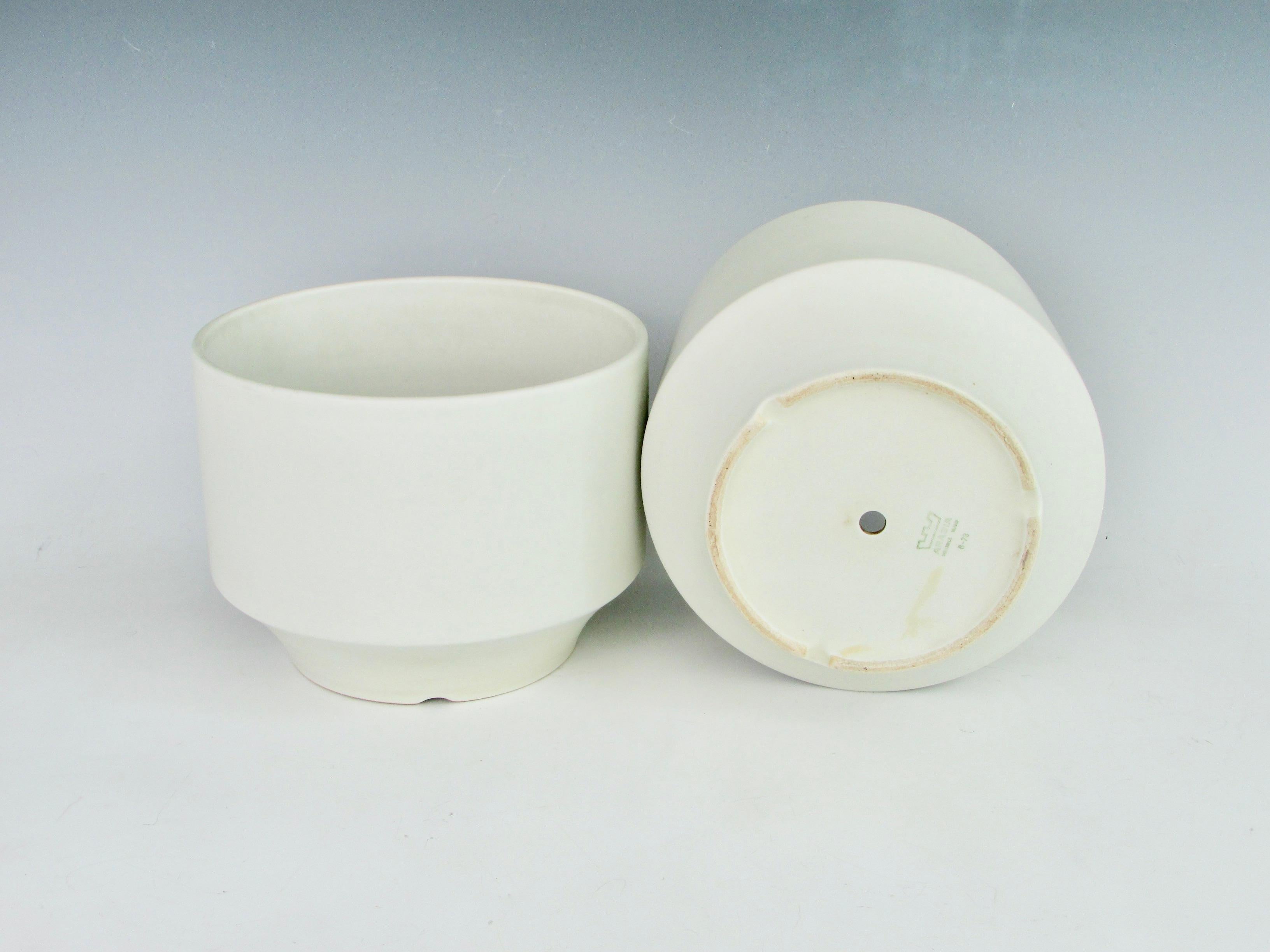 Finnish Pair of Richard Lindh for Arabia of Finland Bisque White Planter Pots For Sale