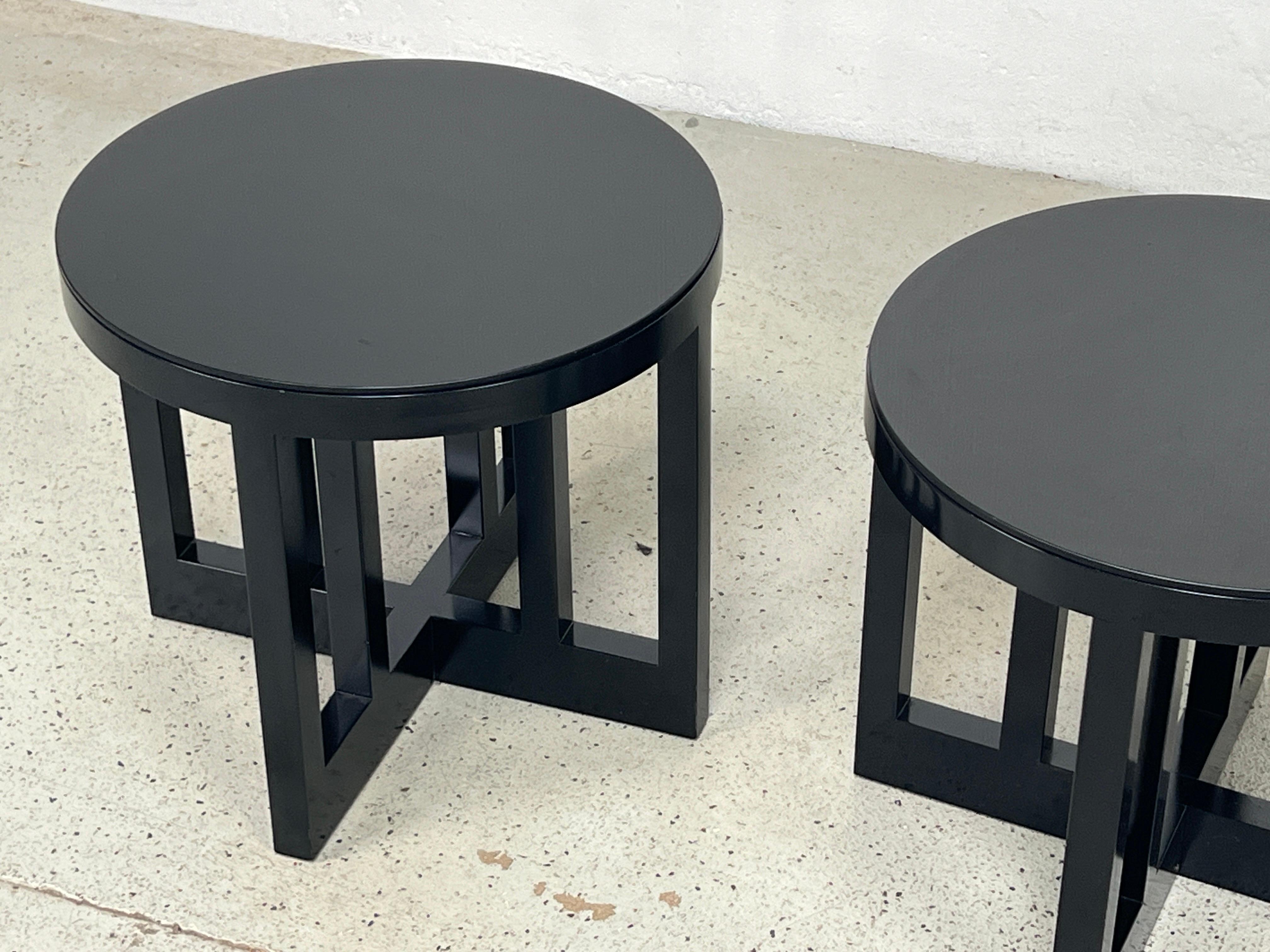 Pair of Richard Meier for Knoll Stools / Tables  For Sale 5