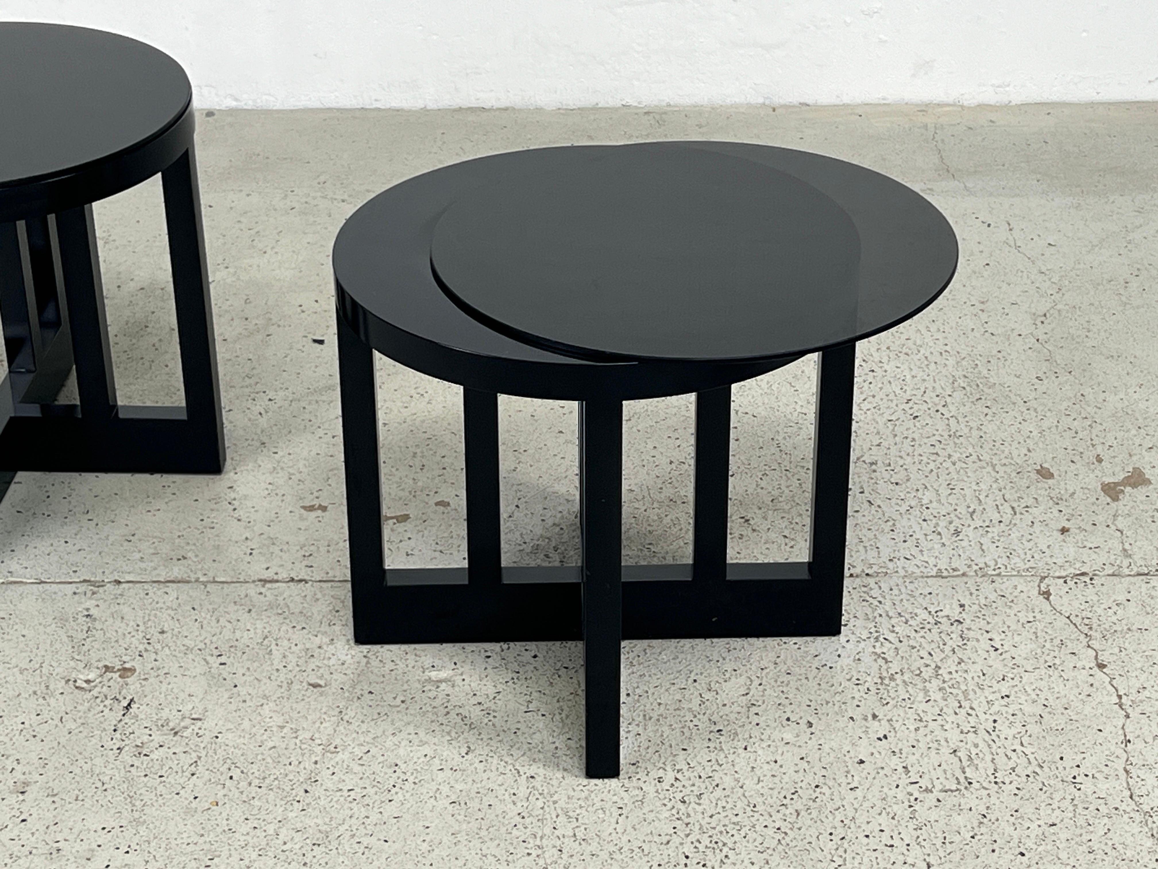 Pair of Richard Meier for Knoll Stools / Tables  For Sale 7