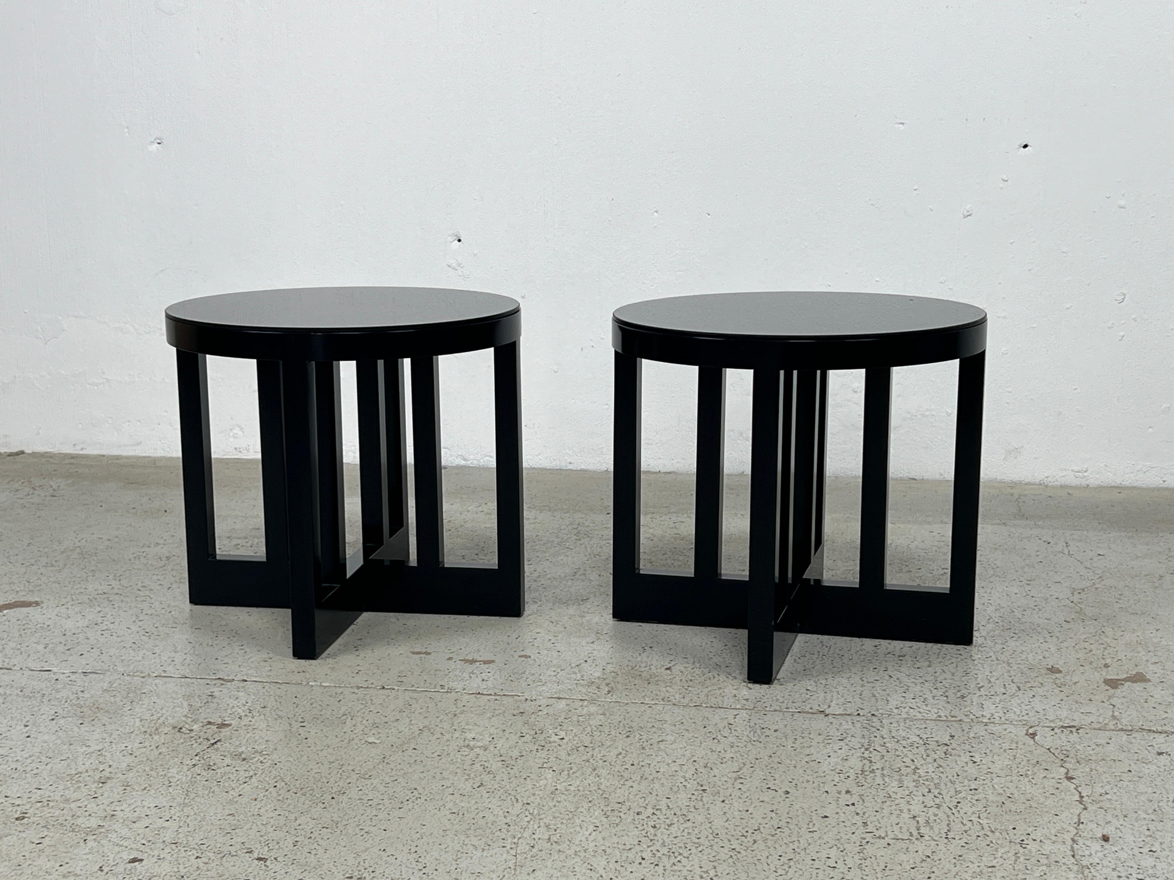 Pair of Richard Meier for Knoll Stools / Tables  For Sale 3