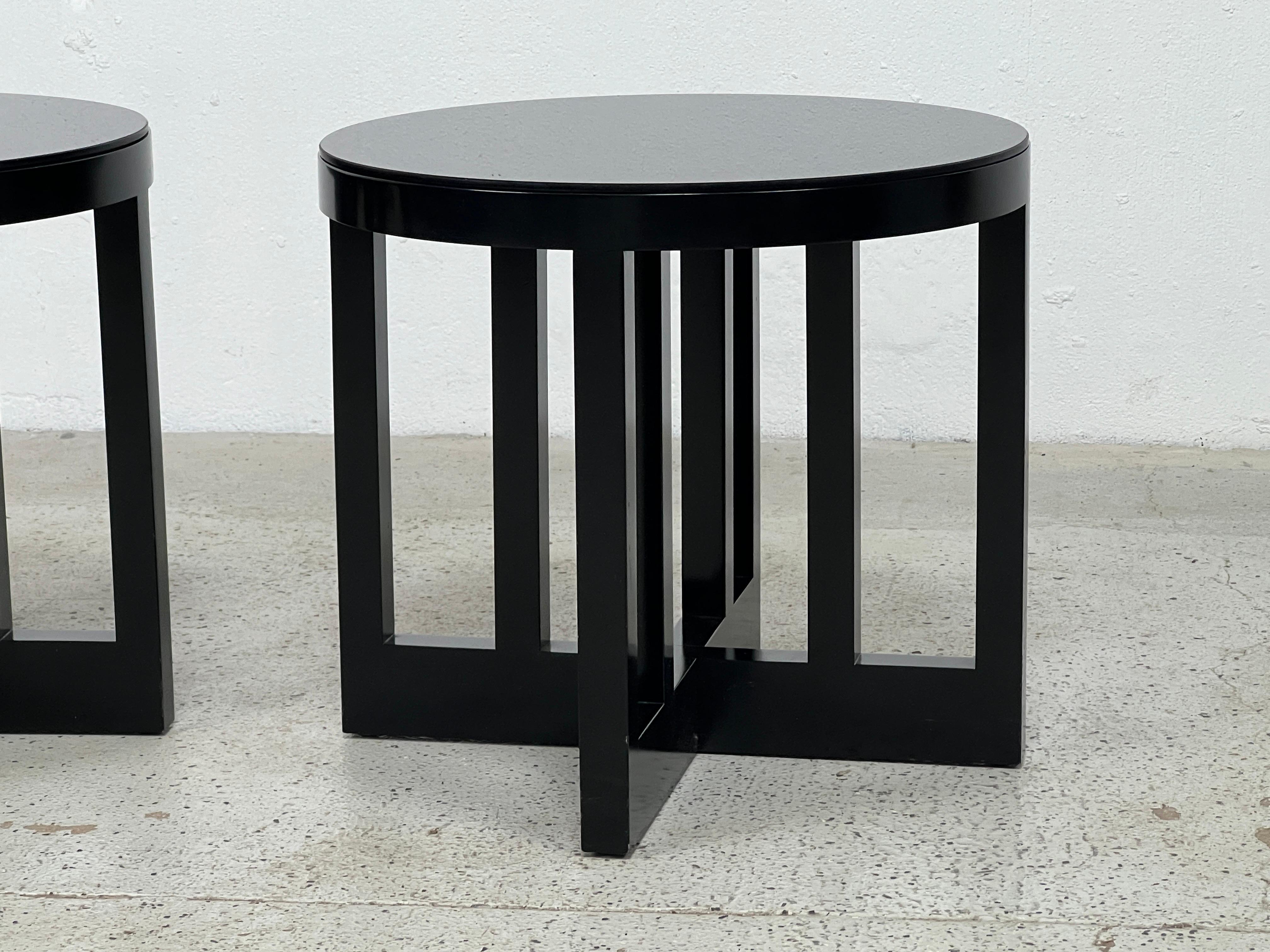 Pair of Richard Meier for Knoll Stools / Tables  For Sale 4