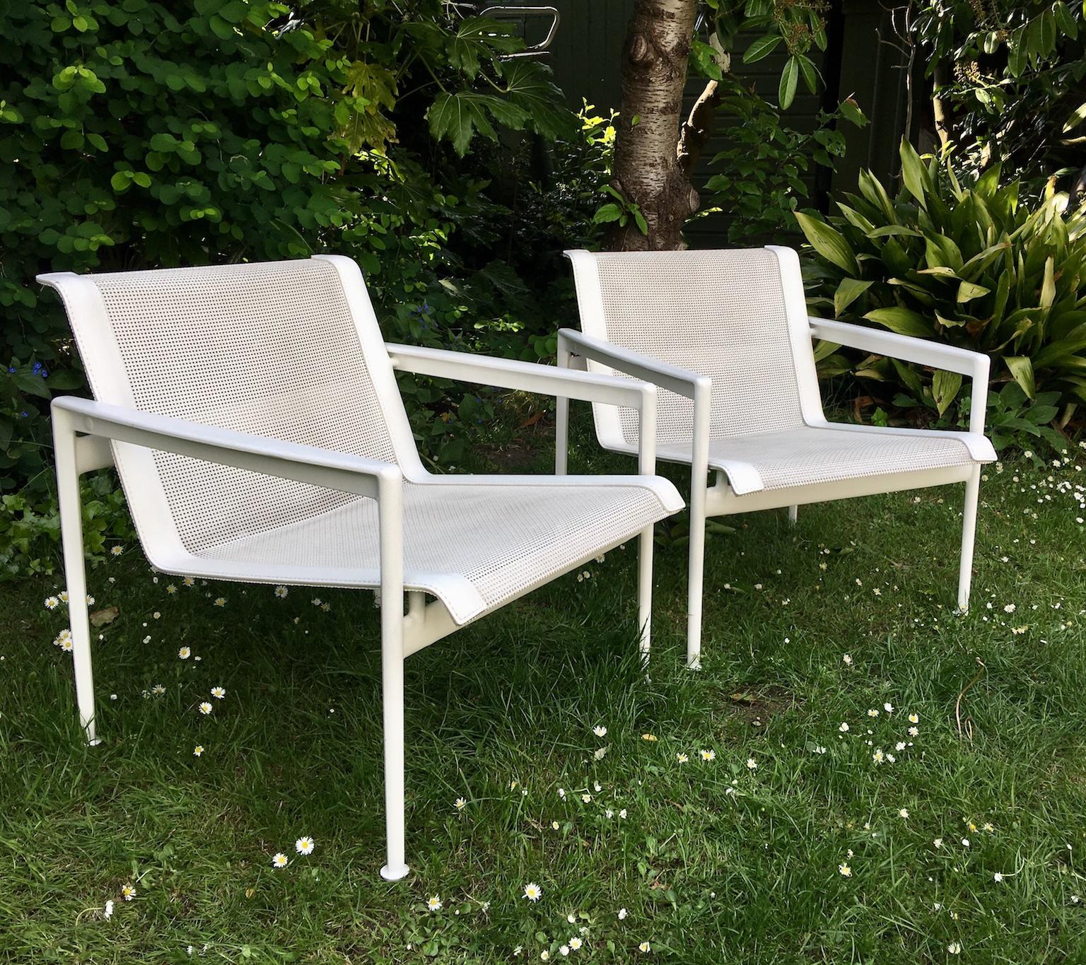 American Pair of Richard Schultz 1966 Series Lounge Chair with Arms for B & B Italia
