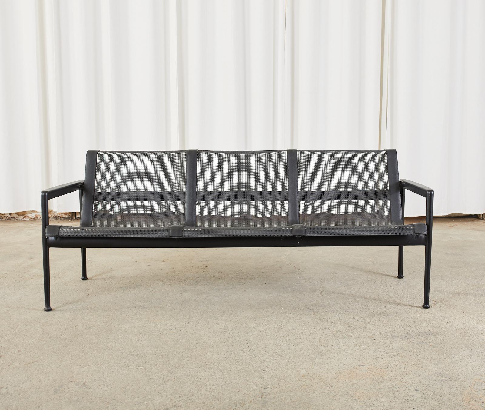 Stylish pair of Mid-Century Modern designed patio and garden lounge sofa and settee. Designed by Richard Schultz for Florence Knoll in 1966. The set consists of a three seat lounge measuring 66 inches wide and a two seat lounge measuring 46 inches