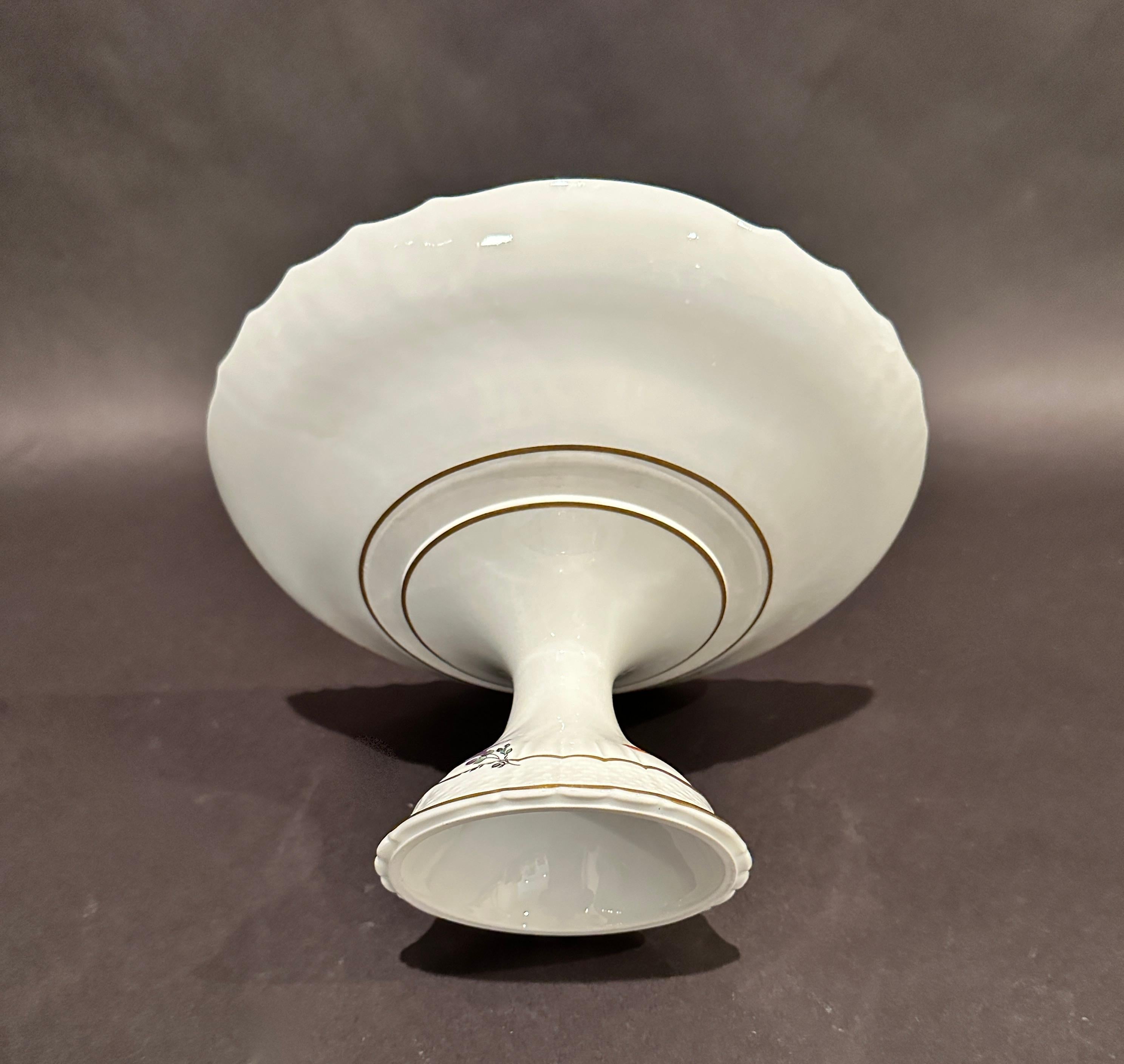 Pareja De Jarras De Porcelana Pintadas Ginori Ricas en Bueno estado para la venta en Norwood, NJ