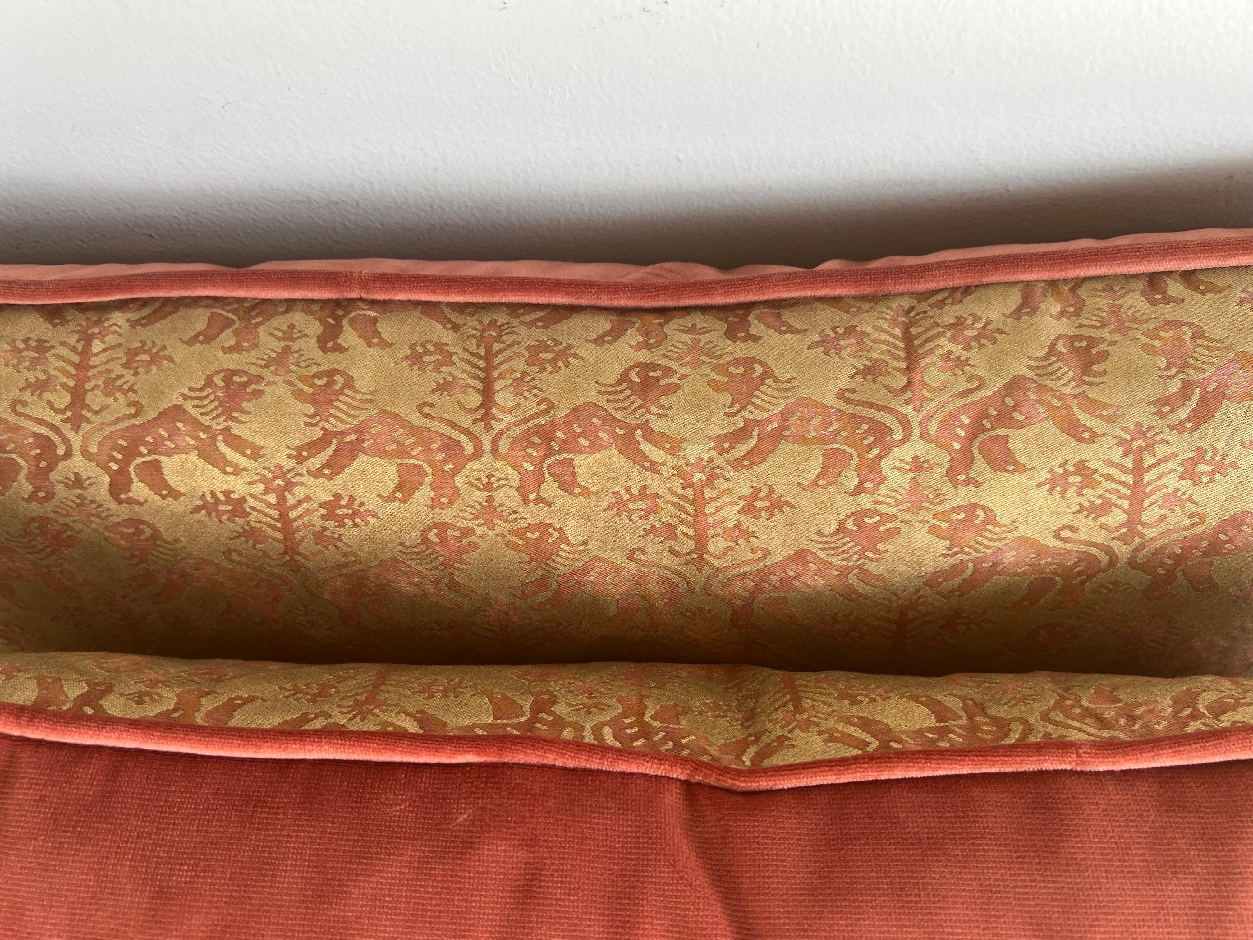 20th Century Pair of Richeleau Patterned Fortuny Pillows  For Sale
