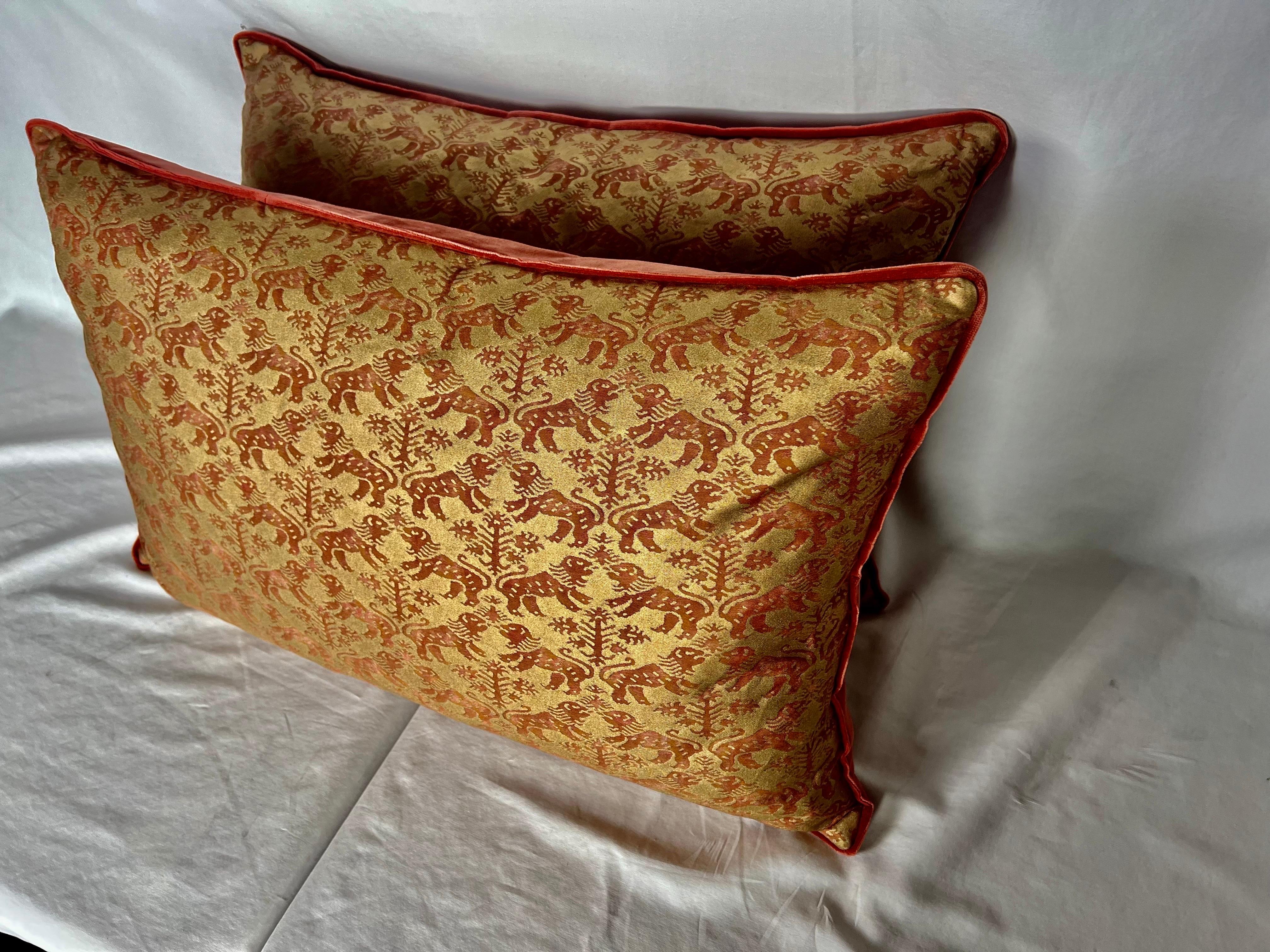Cotton Pair of Richeleau Patterned Fortuny Rust & Gold Pillows 