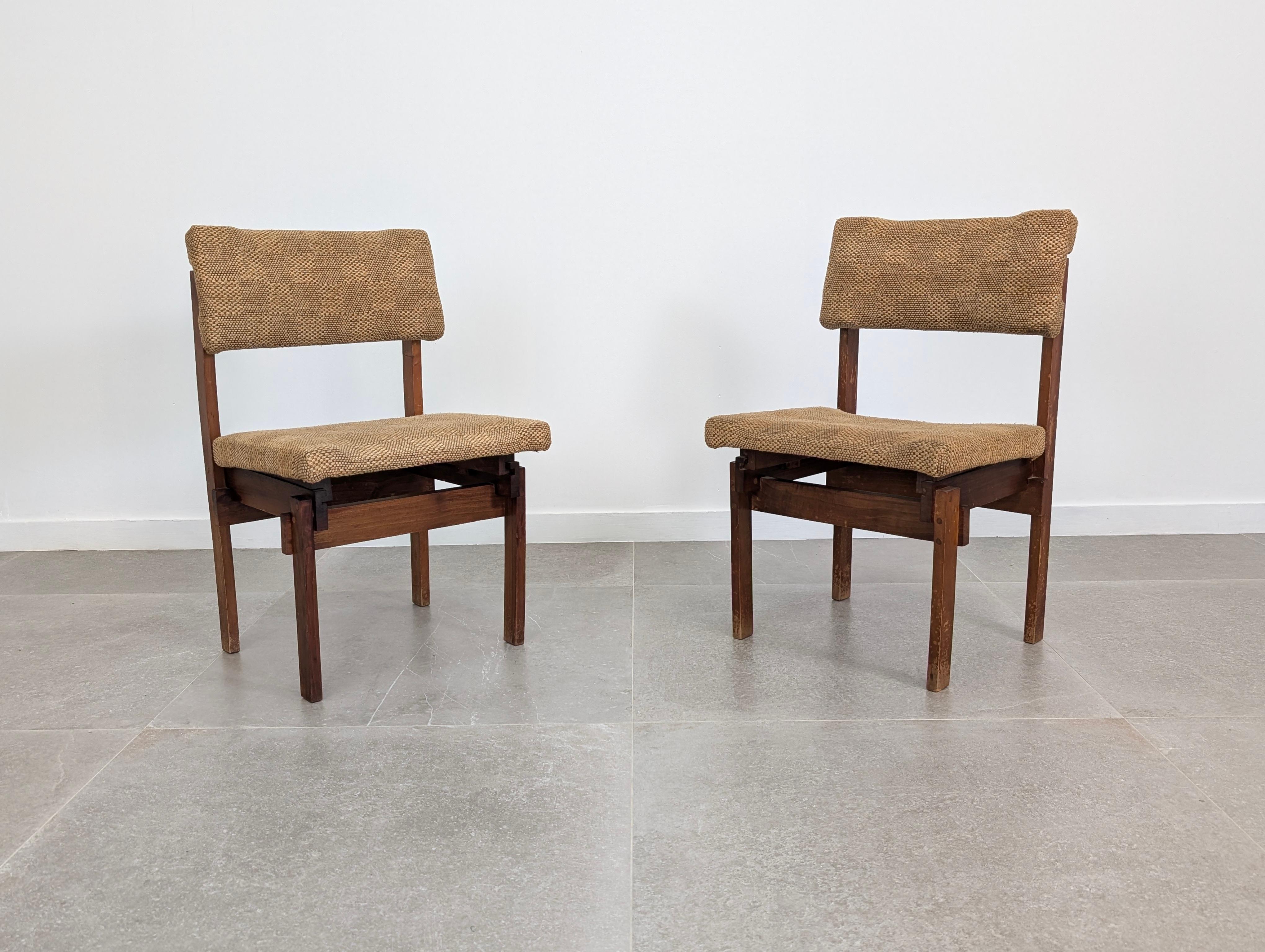 Coppia di sedie in stile Rietveld con seduta e schienale regolabili, anni '50 in vendita 1