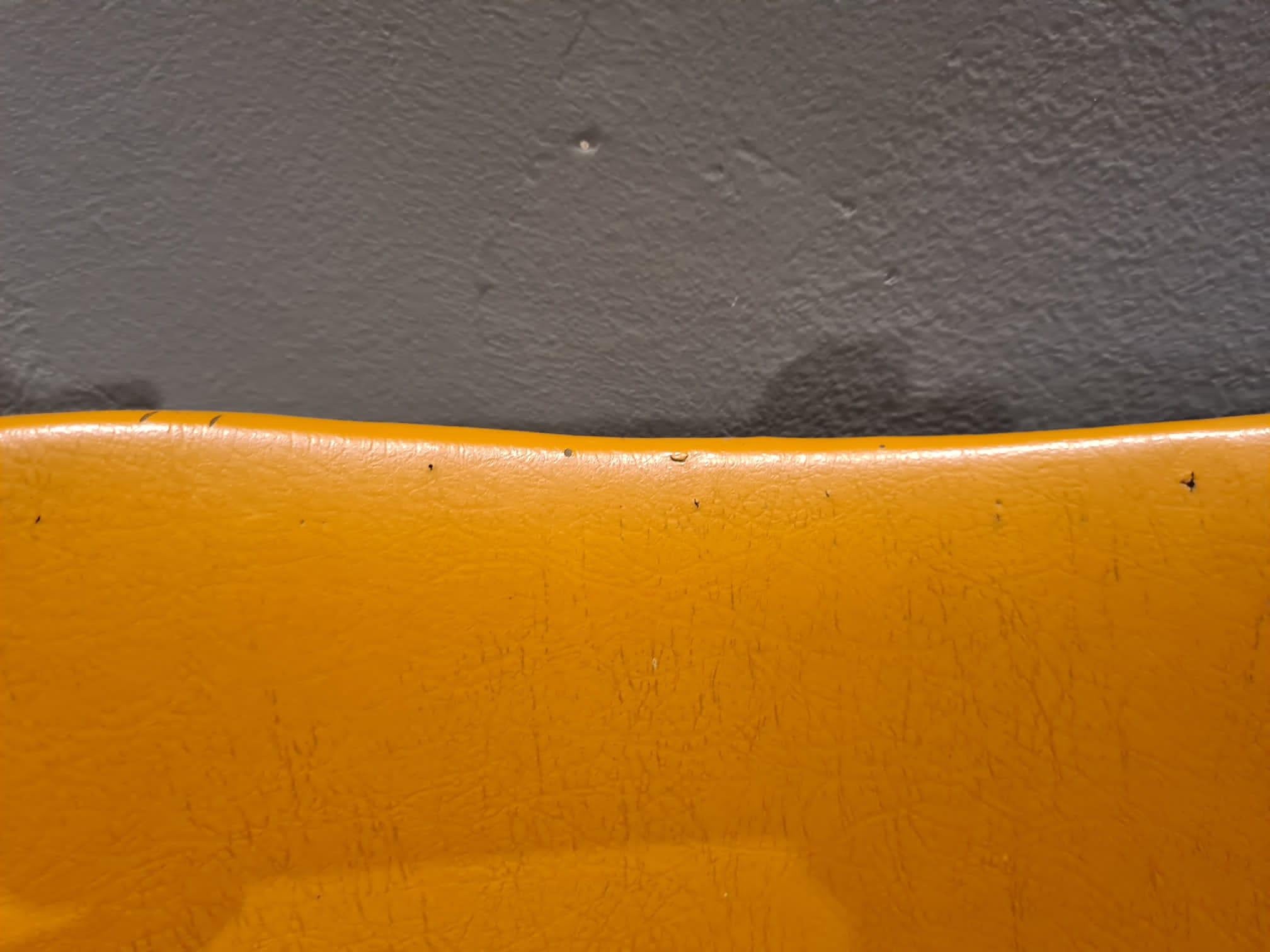 Paar Sessel im RIMA-Design, hergestellt in Italien im Angebot 8