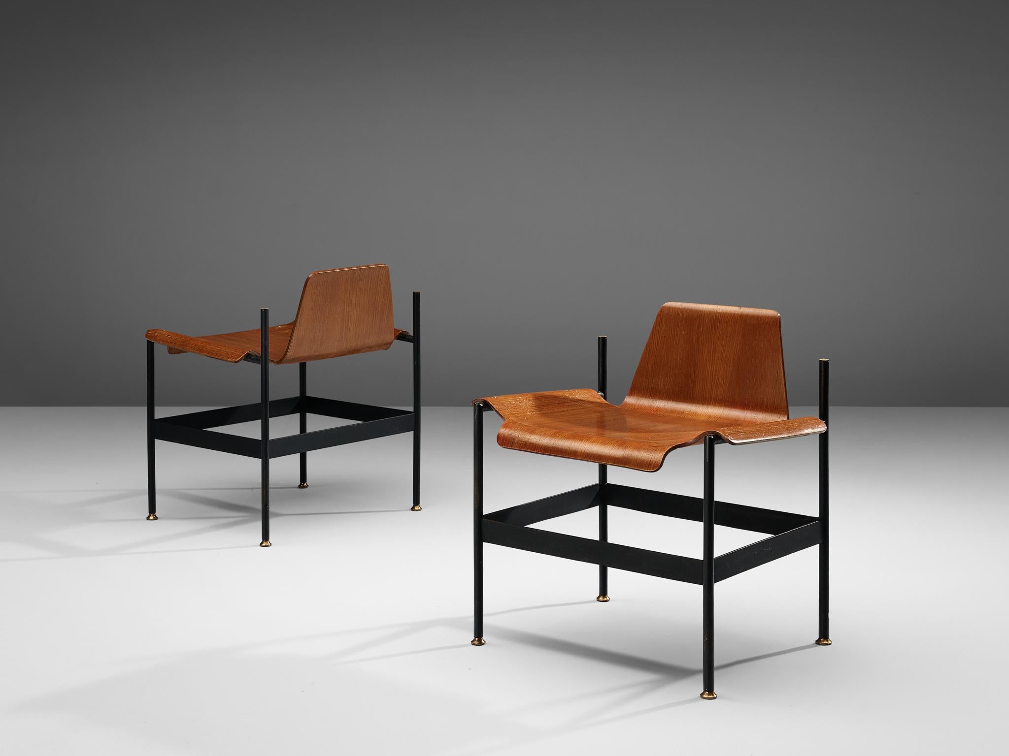 Rinaldo Scaioli and Eugenia Alberti Reggio for La Permanente Mobili di Cantù, pair of easy chairs, teak, metal, brass, Italy, 1959

Pair of easy chairs with curved and bent seatings in teak plywood designed by Rinaldo Scaioli and Eugenia Alberti