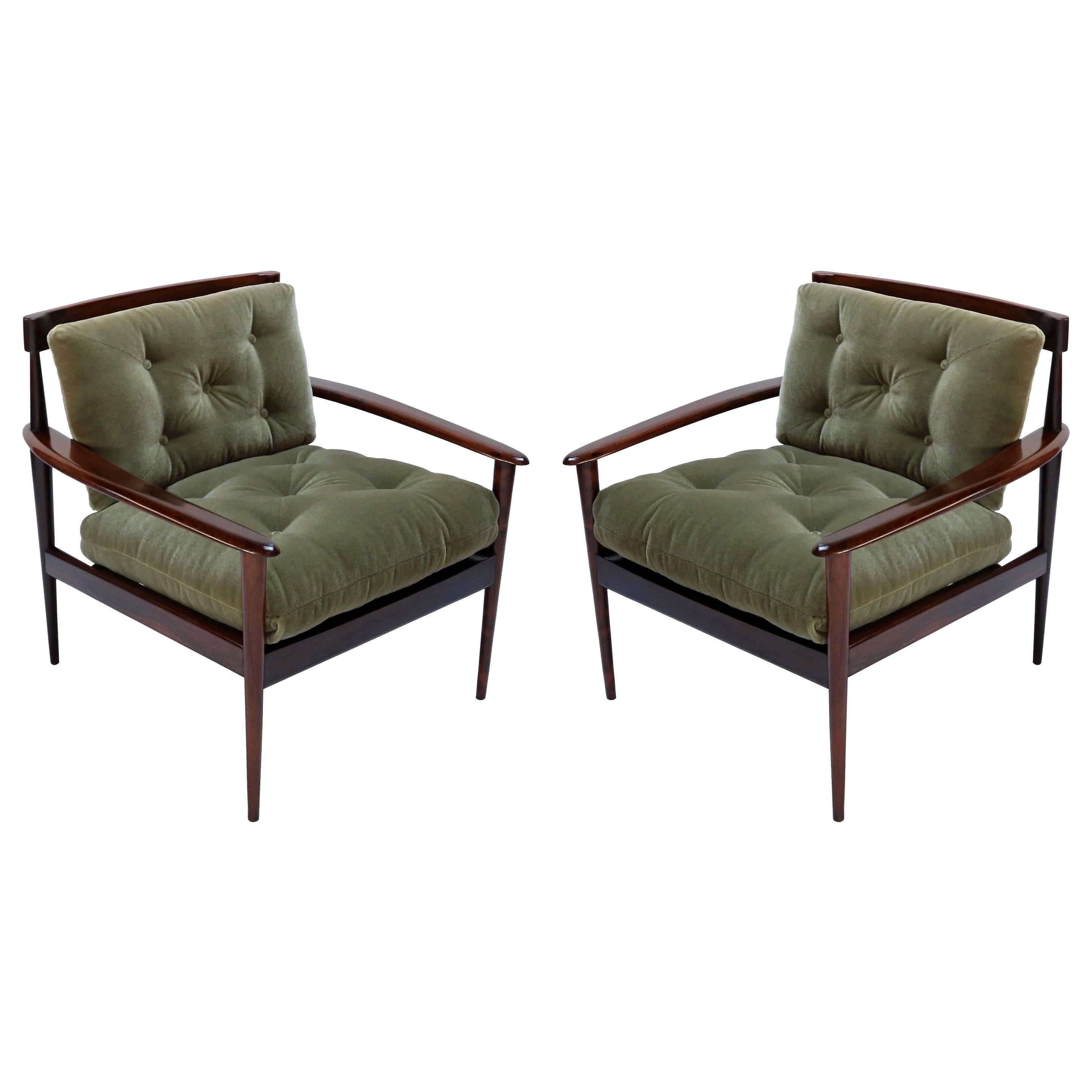 Pair of Rino Levi Brazilian 1960s Jacaranda Wood Armchairs