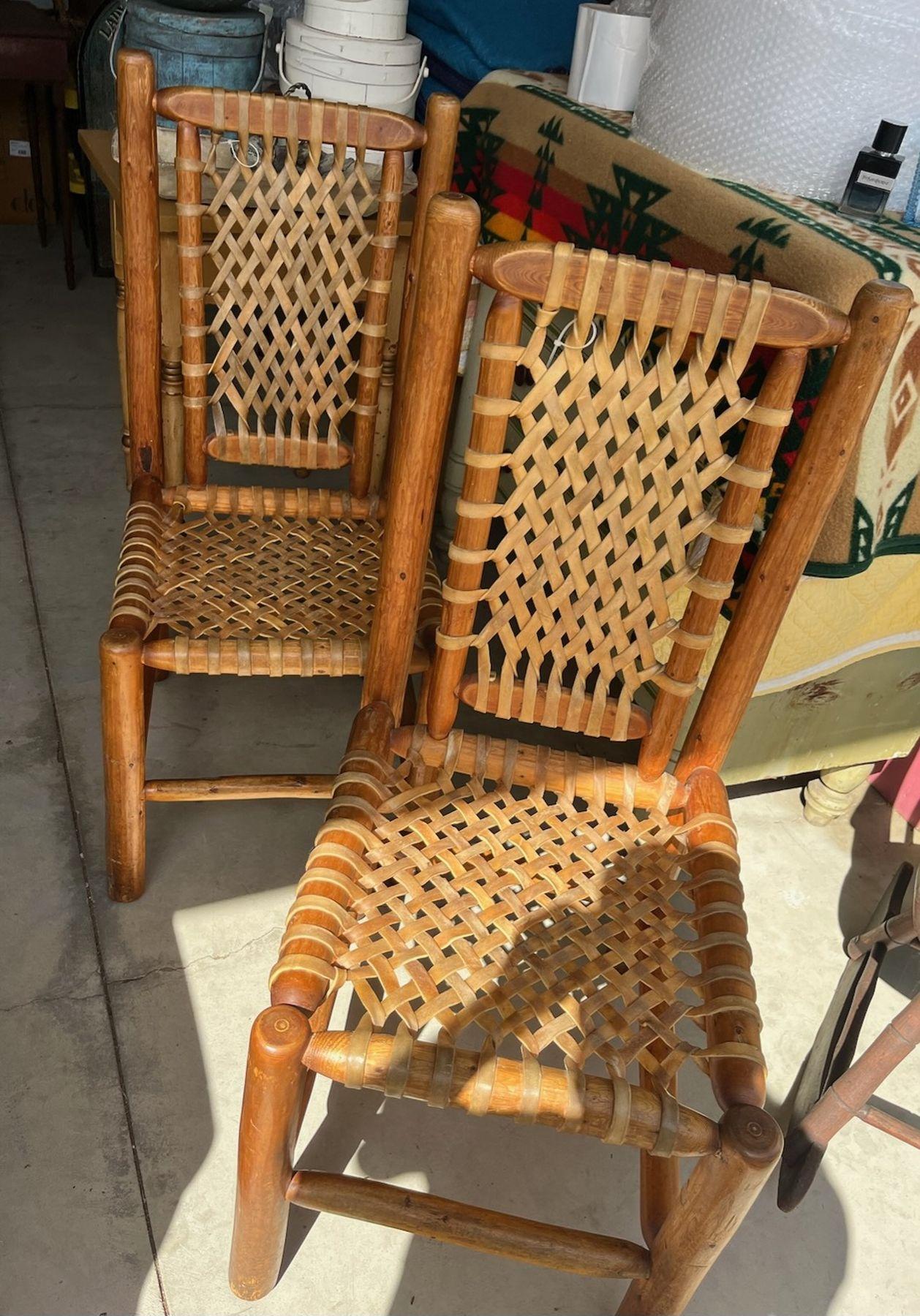 Américain Paire de chaises d'appoint Rittenhouse en vente