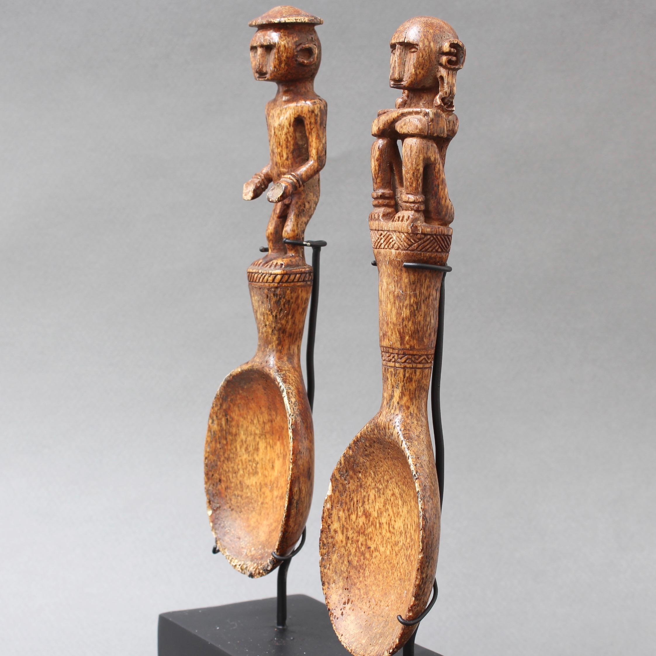 Pair of Ritual Spoons from Timor Island, circa 1950s For Sale 5