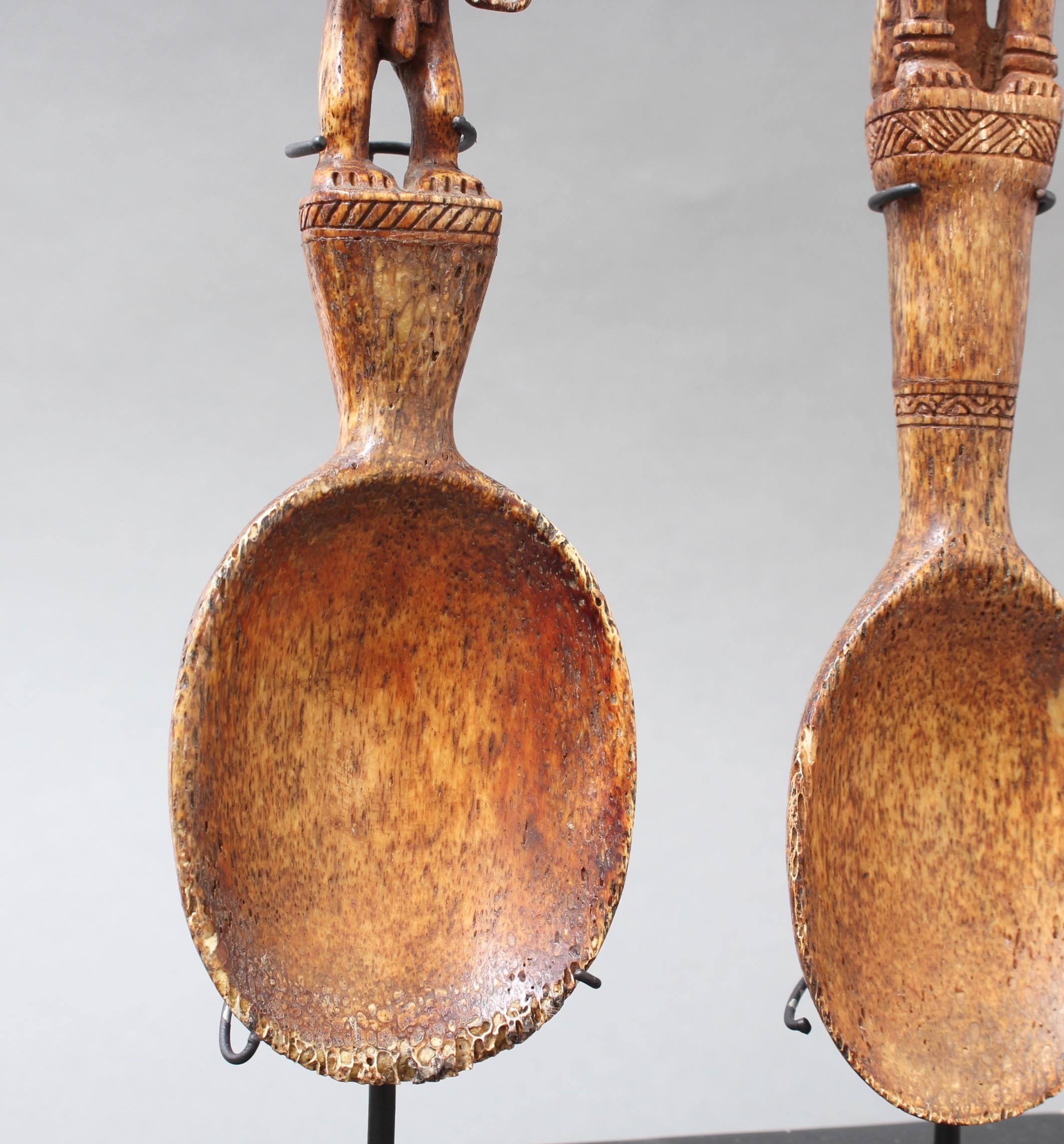 Pair of Ritual Spoons from Timor Island, circa 1950s For Sale 10