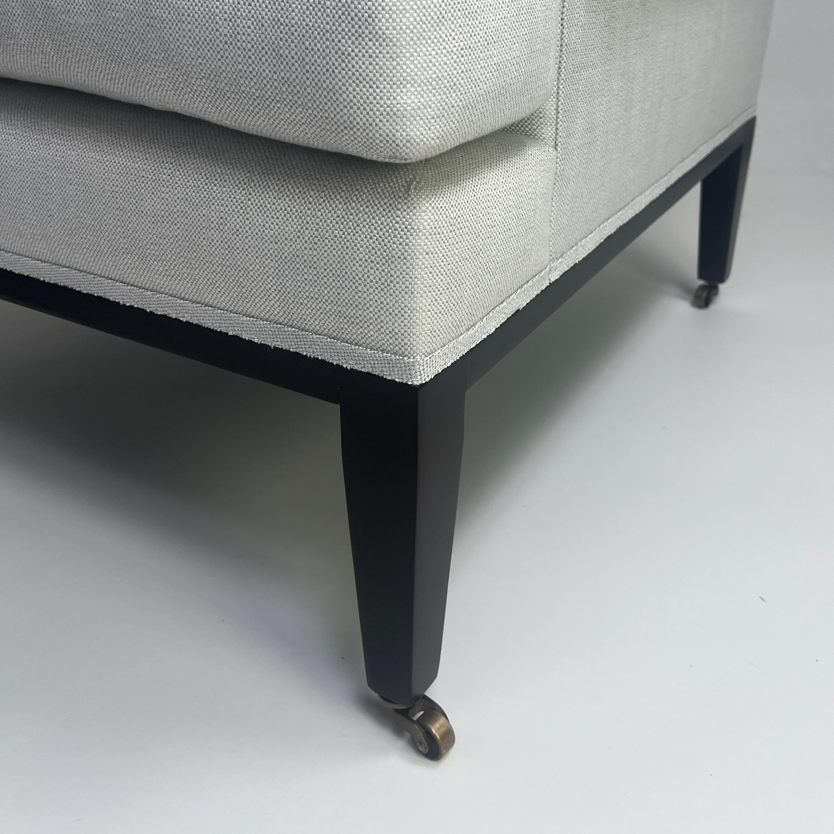 Tissu d'ameublement Paire de fauteuils Rive Gauche, par Bourgeois Boheme Atelier en vente