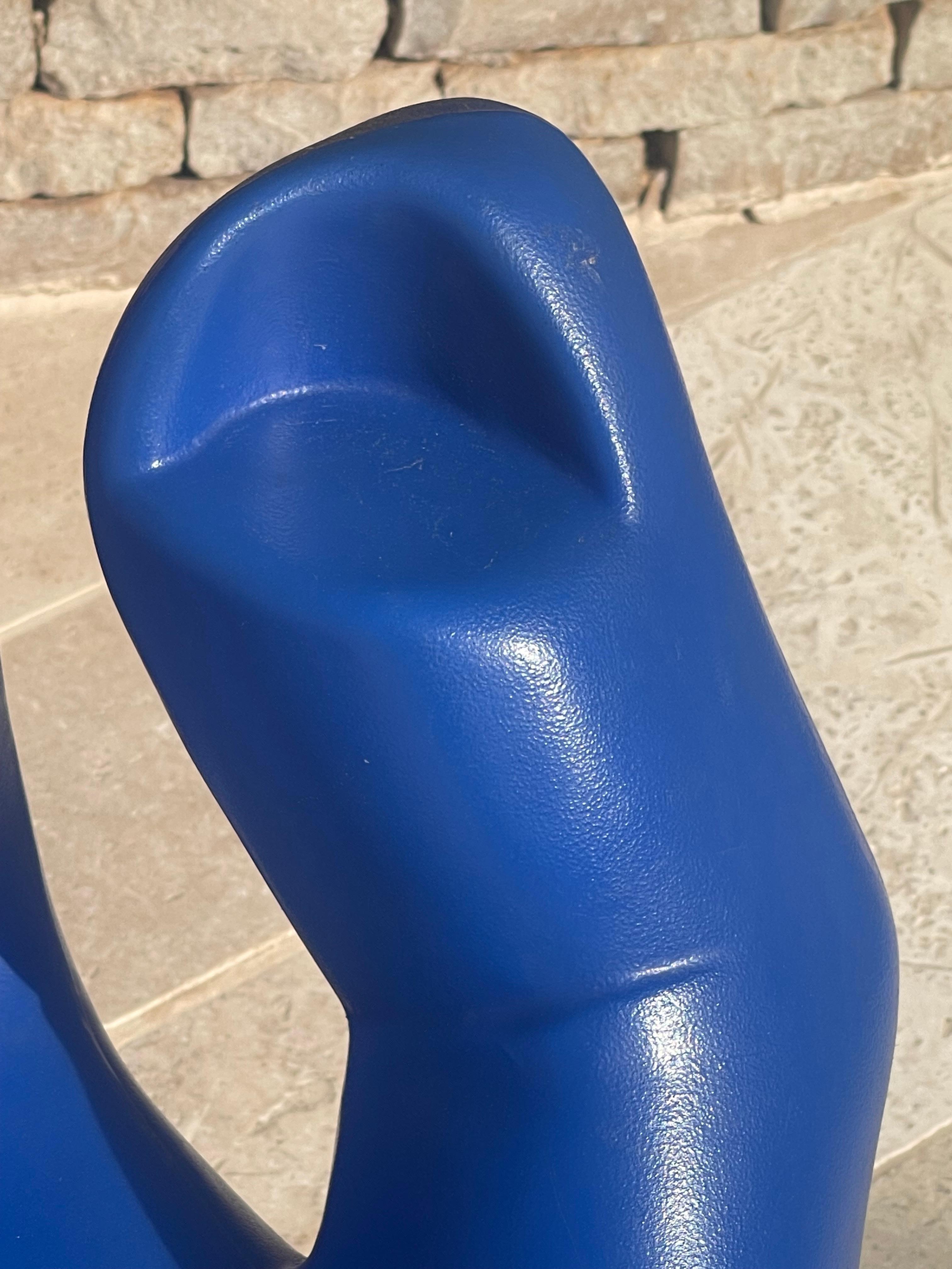 Pareja De Sillas RMIC Manos Azules, Siglo XX Plástico en venta
