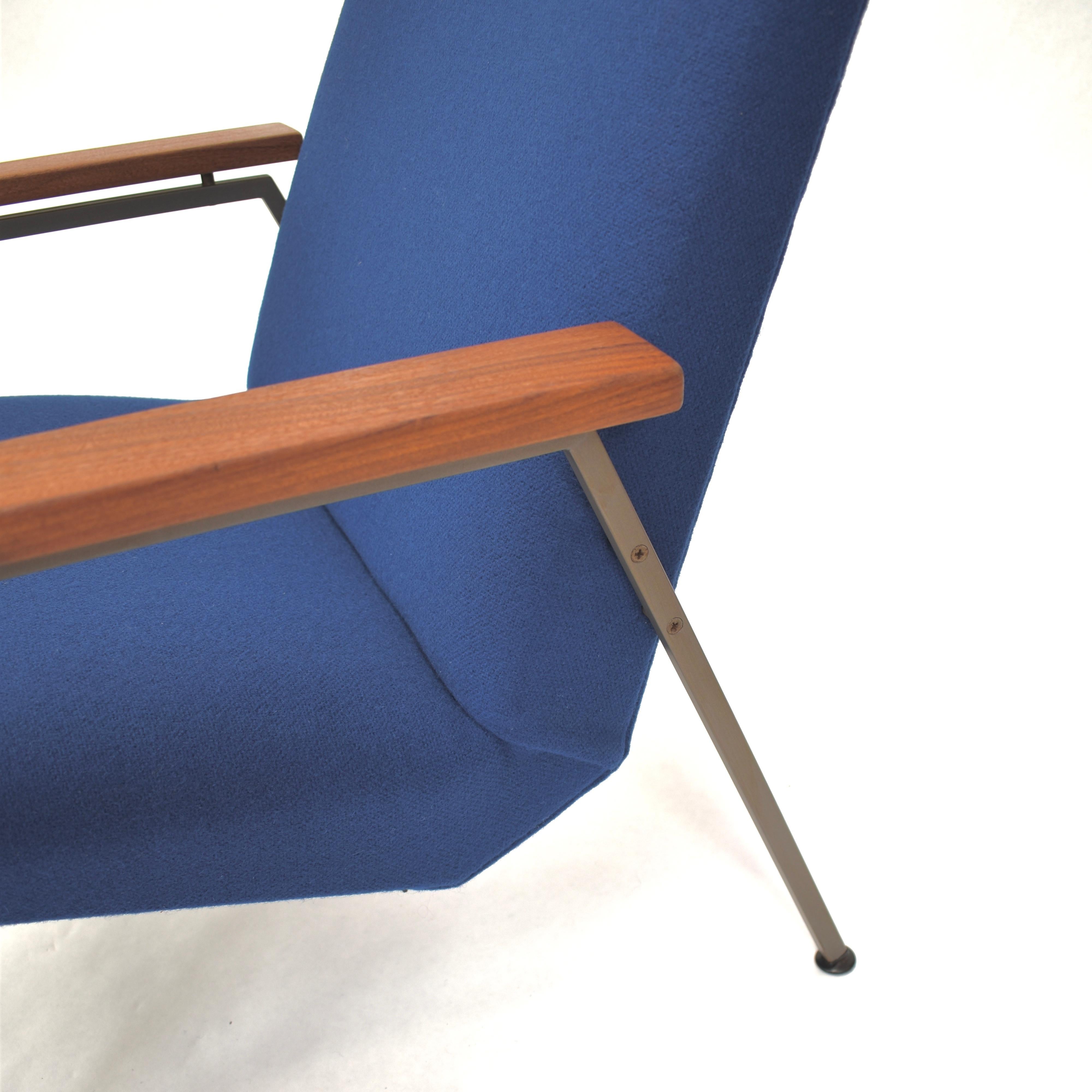 Pair of Rob Parry Lounge Armchairs with New Kvadrat Upholstery, circa 1950 4
