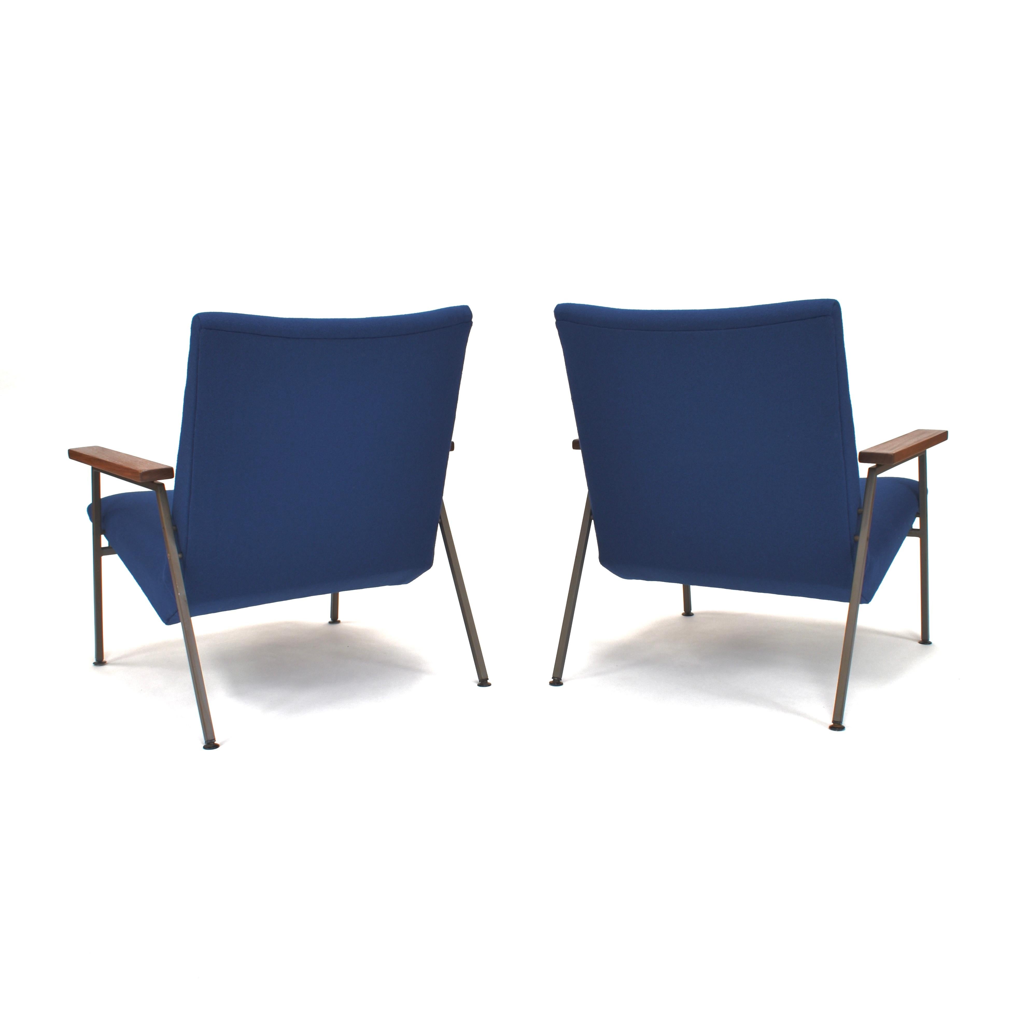 Pair of Rob Parry Lounge Armchairs with New Kvadrat Upholstery, circa 1950 In Good Condition In Pijnacker, Zuid-Holland