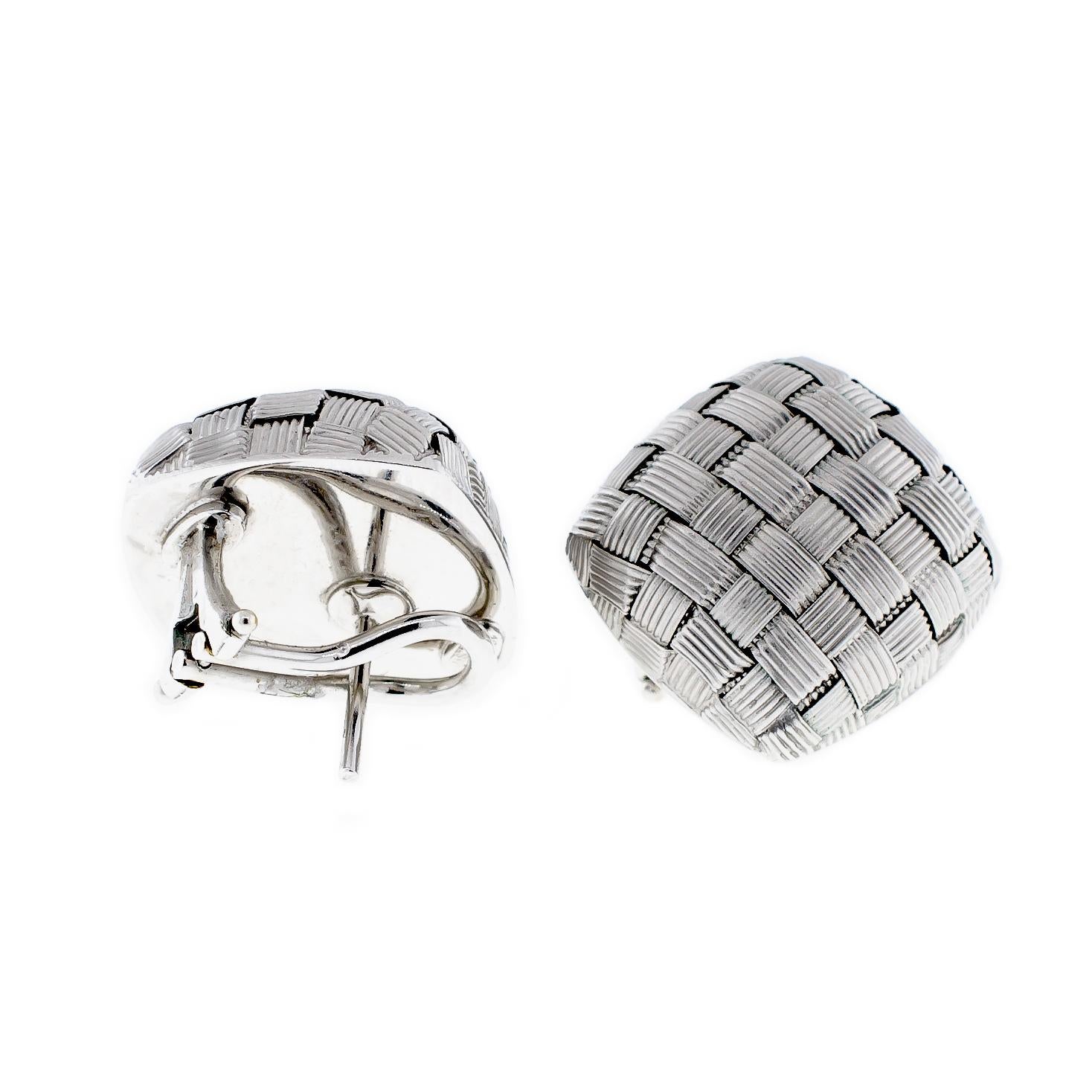 Contemporary Pair of Roberto Coin 18 Karat White Gold Appassionata Earclips