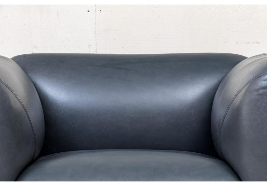 Paire de fauteuils club en cuir Roche Bobois par Cedric Ragot État moyen - En vente à Bridgeport, CT