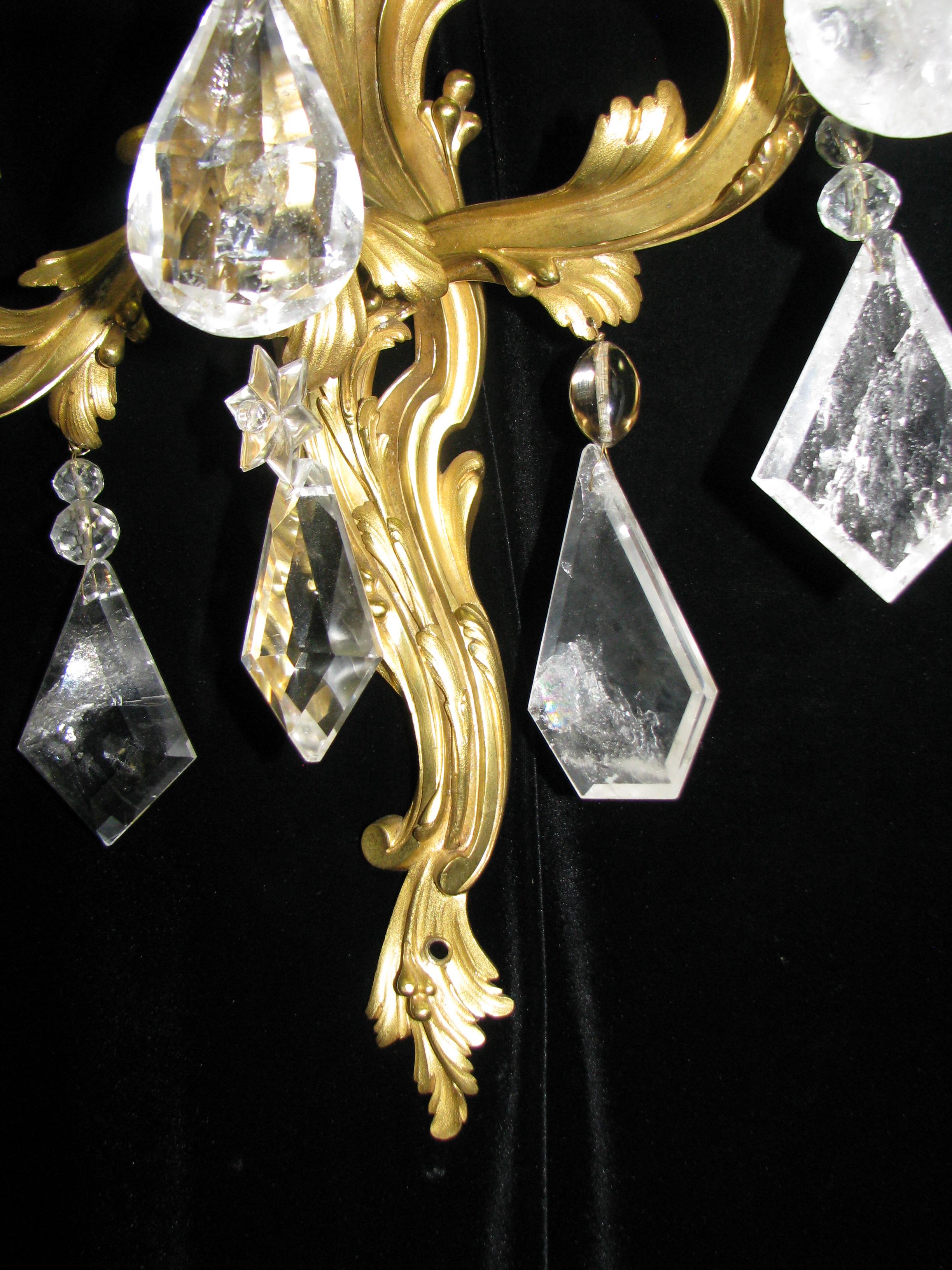 Paire d'appliques en cristal de roche et bronze doré, 19ème siècle en vente 1