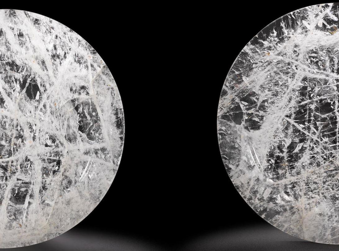 Par De Platos Cargadores De Cristal De Roca Cuarzo, Estilo Moderno en venta 3