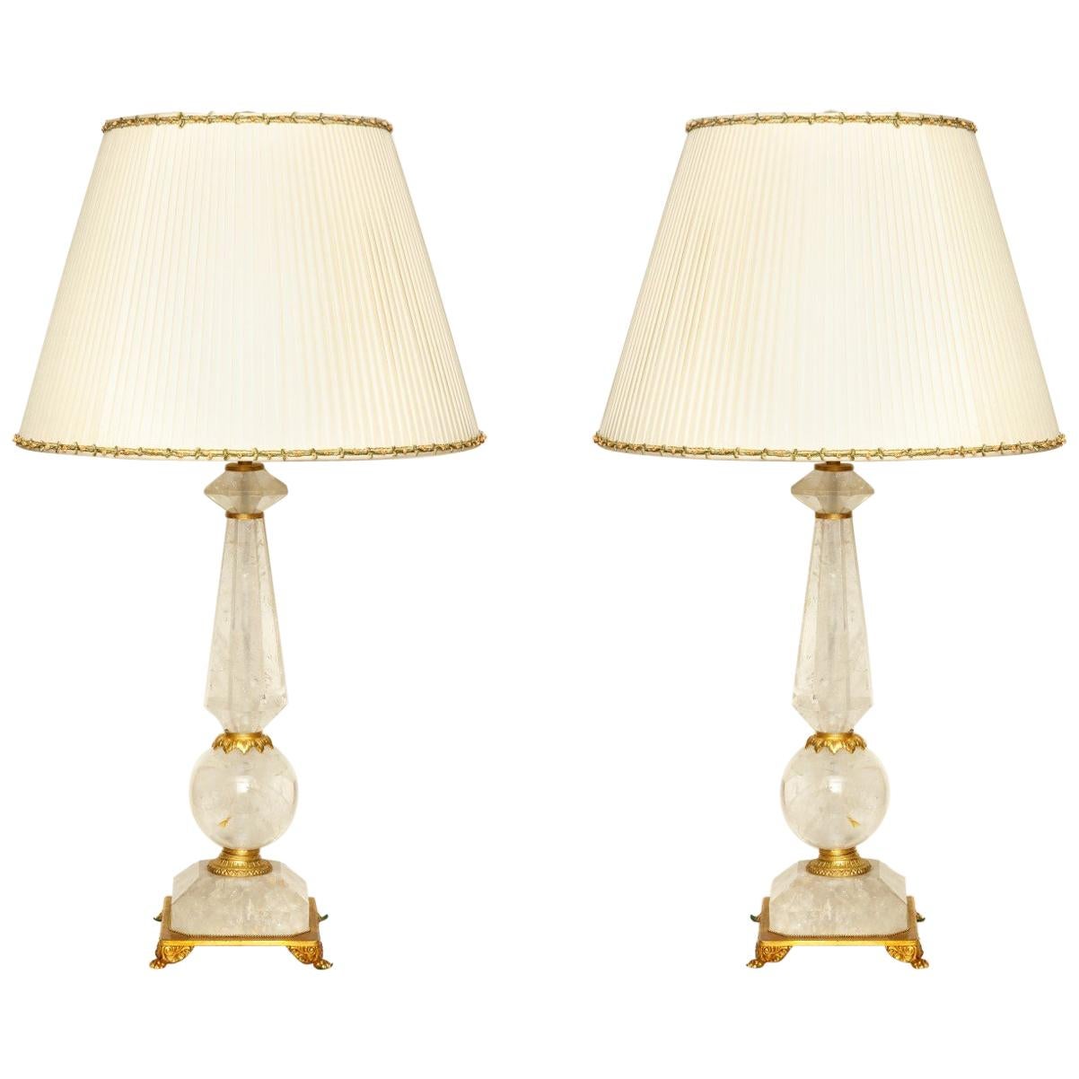Paire de lampes de table en cristal de roche avec montures en bronze