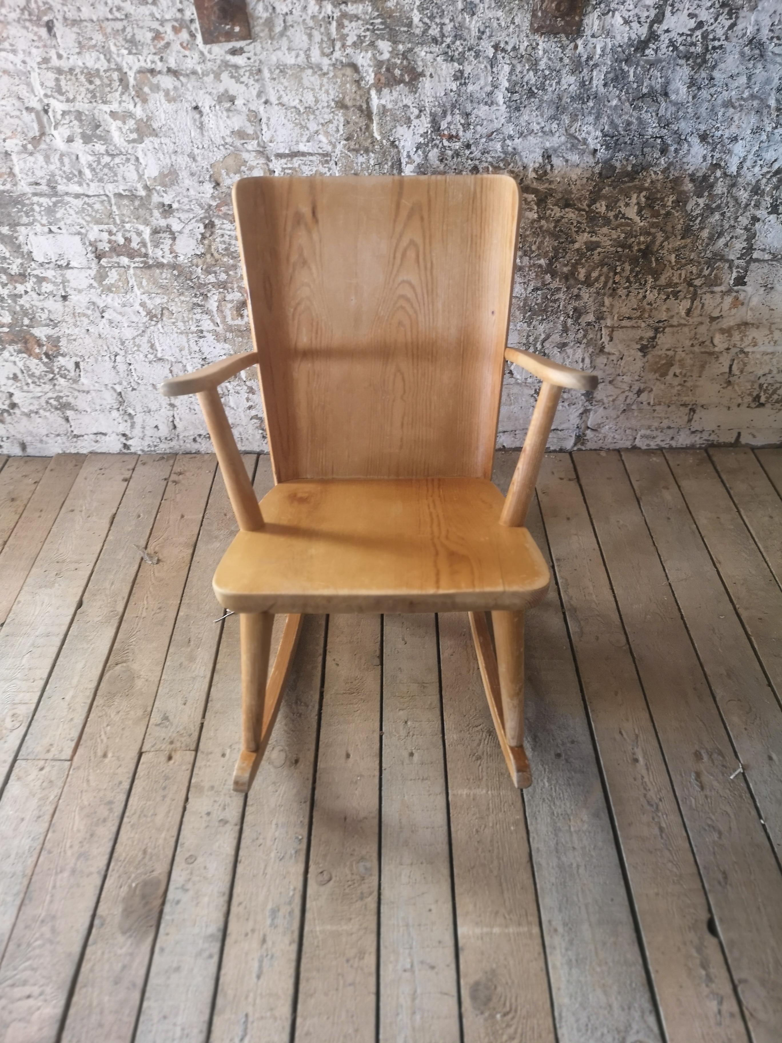 Pair of Rocking Chair in Pine, Göran Malmvall, Sweden, 1940s 2