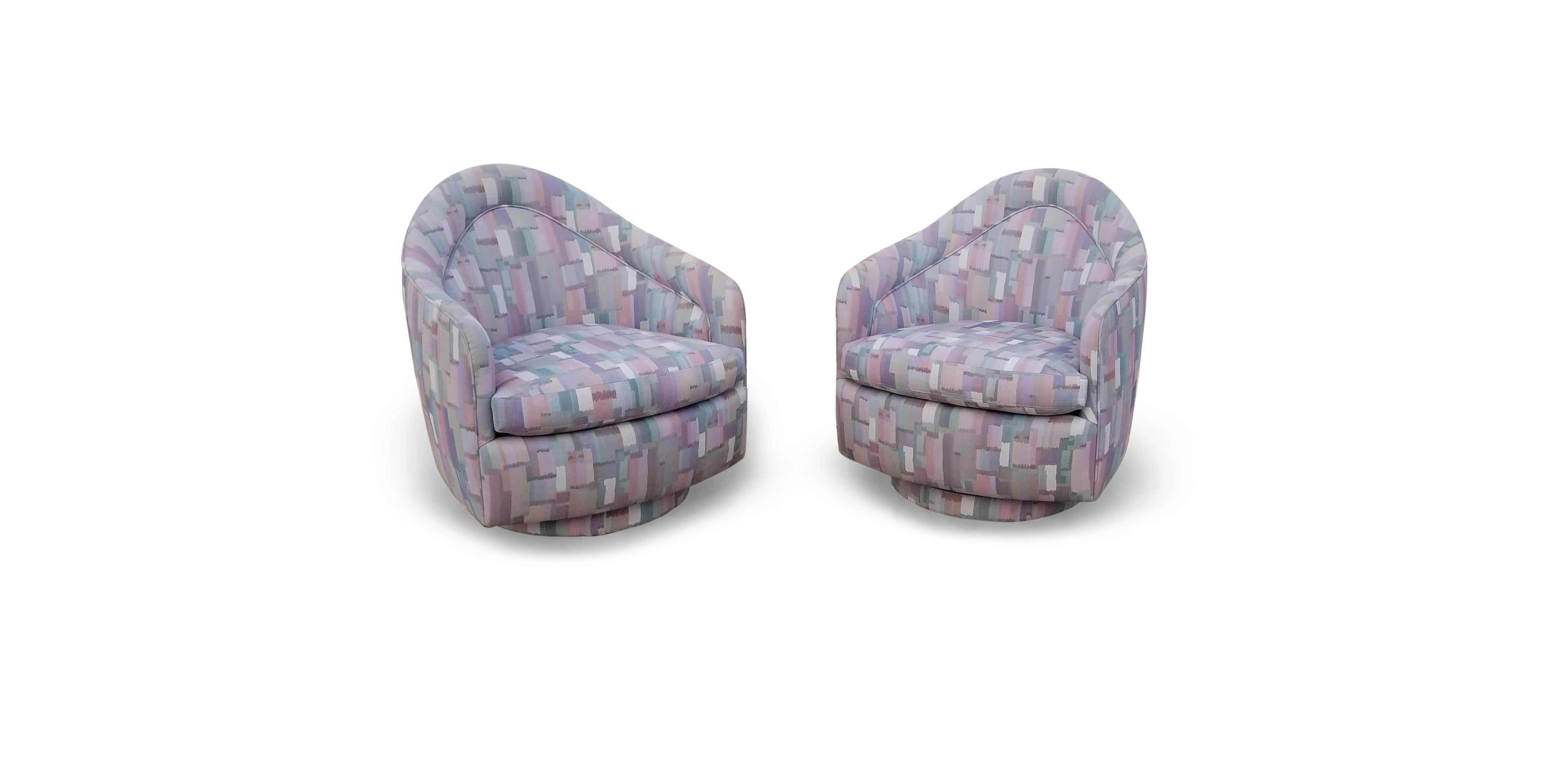 20th Century Pair of Rocking Swivel Lounge Chairs by Milo Baughman