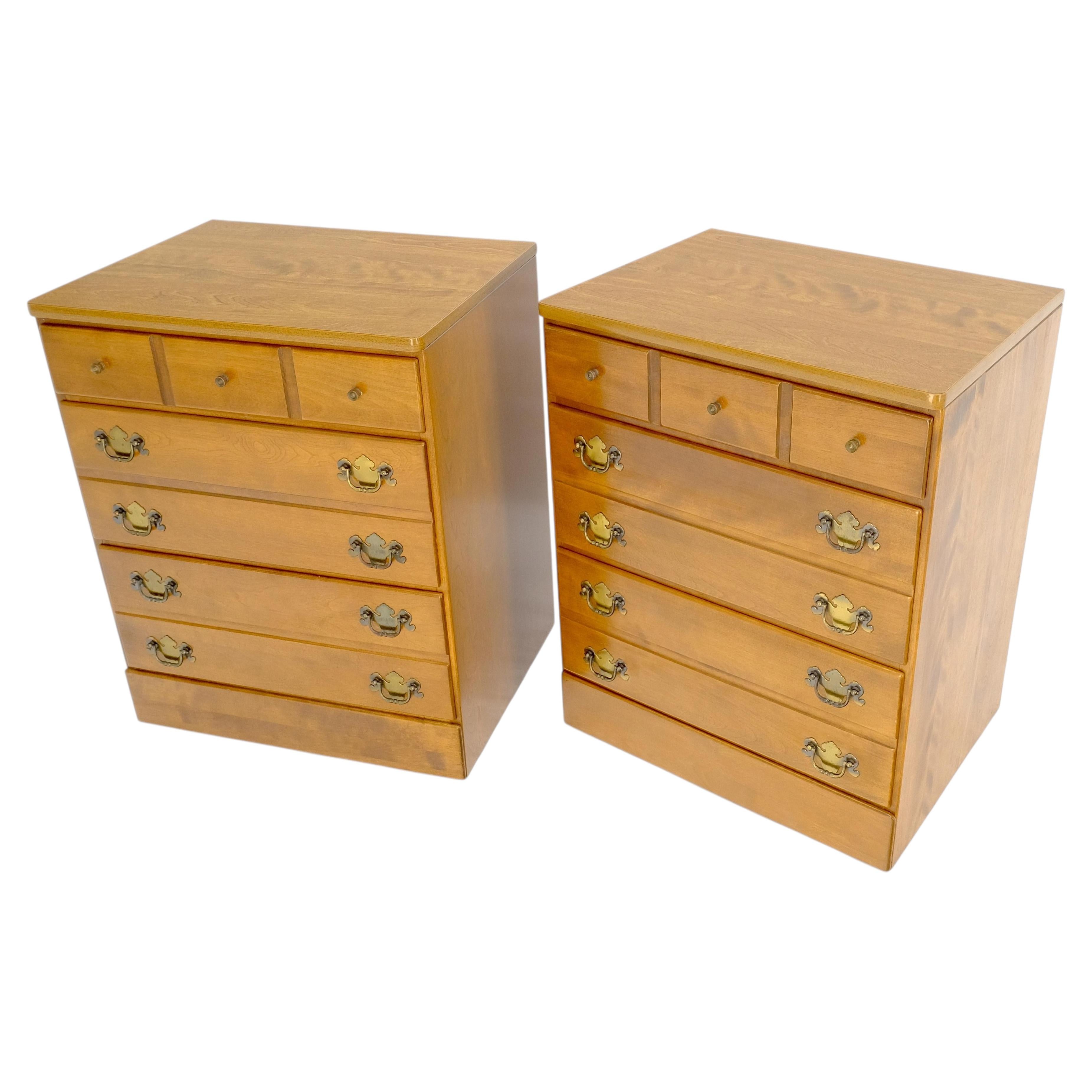 Pre-owned Drexel Pair Of Rocksolid Maple 3 Drawers Bachelors Chests Dresser Mint In Brown