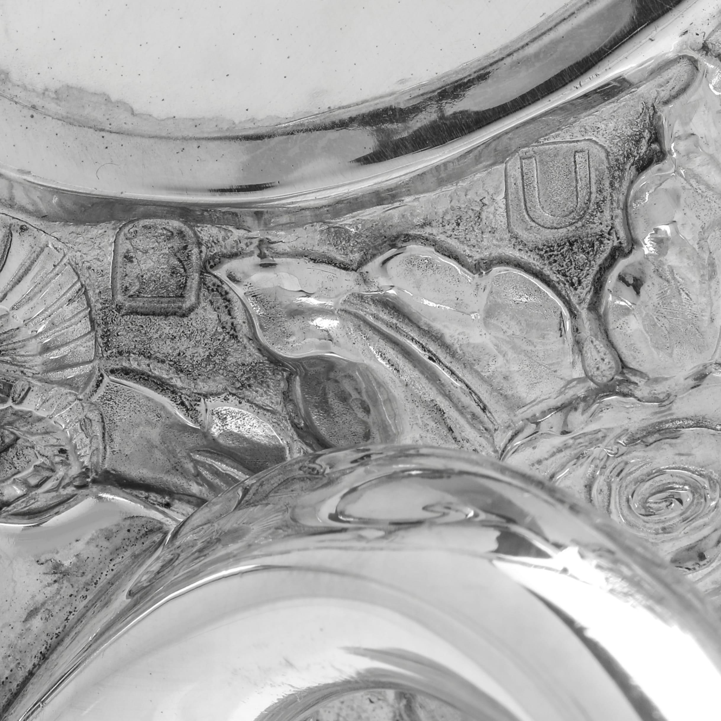 Argento Britannia Coppia di applique rococò Britannia standard in argento realizzate da Asprey nel 1955 in vendita