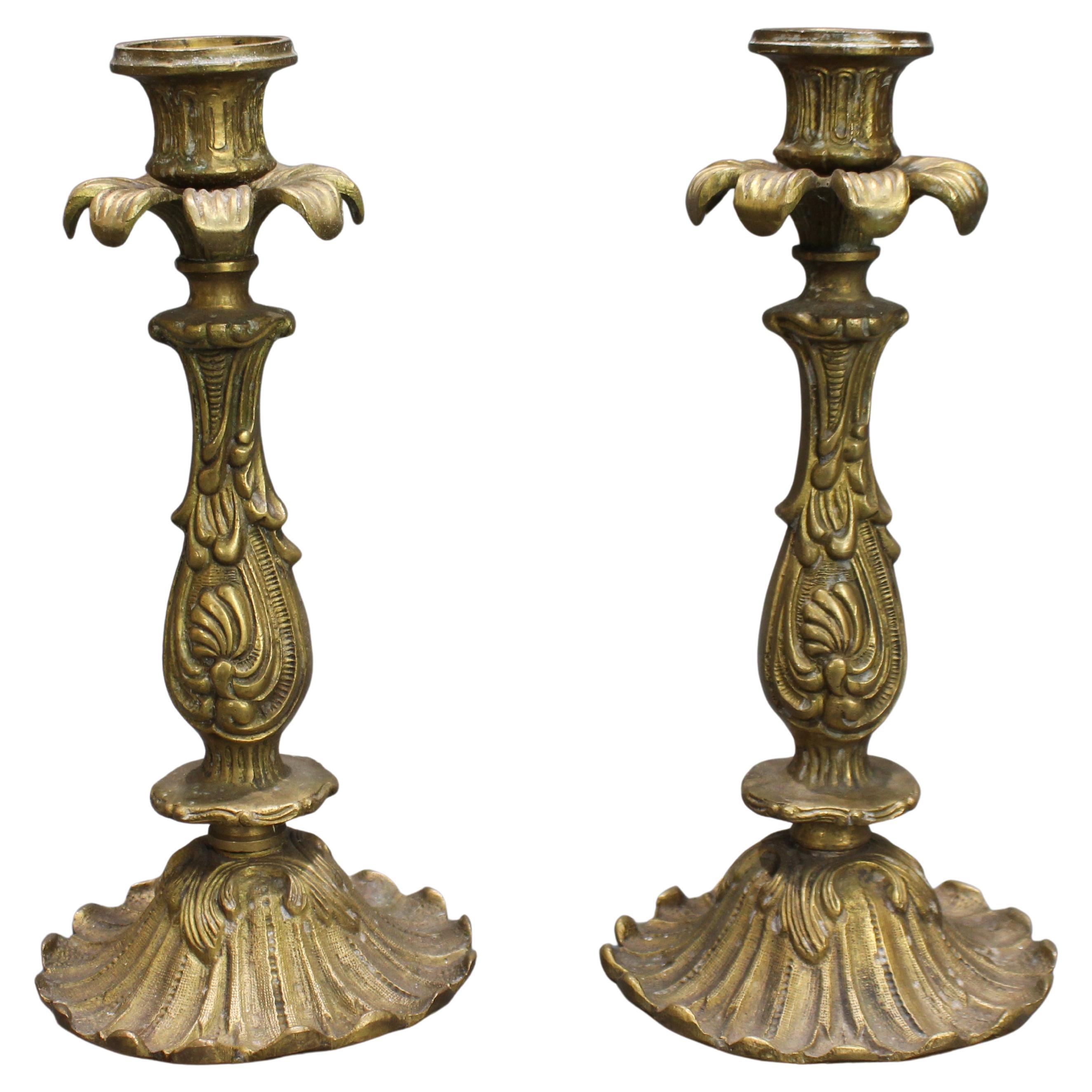 Pair of Rococo Revival Cast Brass Candlesticks – Continental, c.1900 en vente