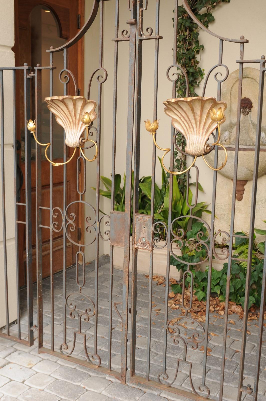 20th Century Pair of Rococo Style Italian Gilded and Painted Two-Arm Candle Sconces, 1940s