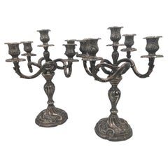 Pareja de candelabros de plata de 5 luces de estilo rococó