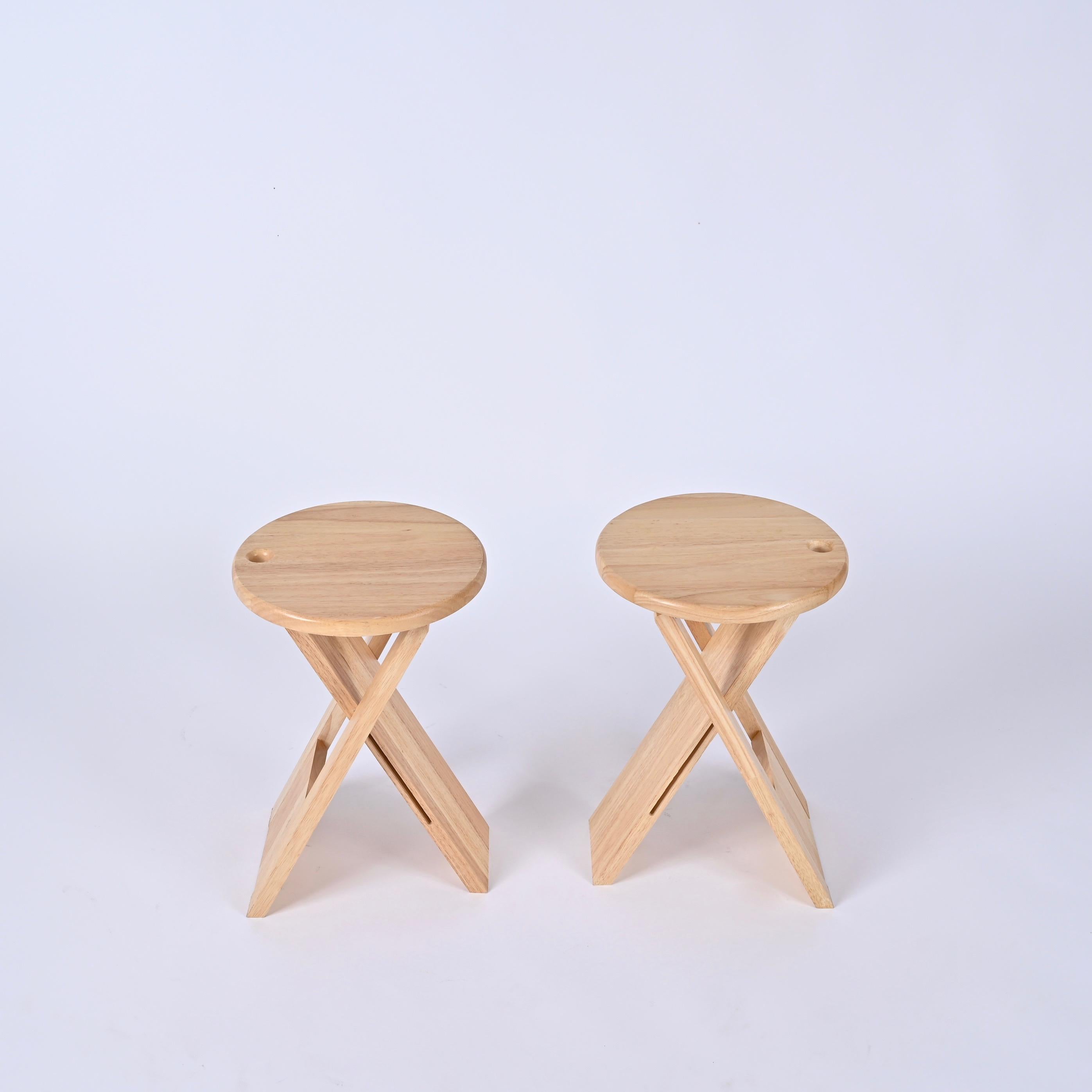 French Mid-Century Pair of Roger Tallon Ts Folding Stools for Sentou, France 1970s For Sale