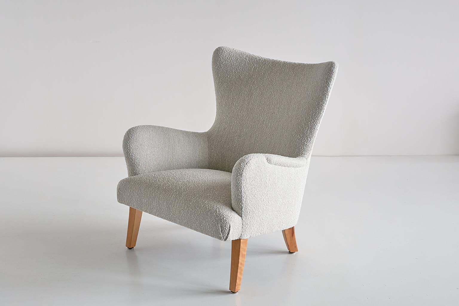 Pair of Rolf Engströmer Armchairs in Pearl Bouclé and Sycamore, Sweden, 1946 4