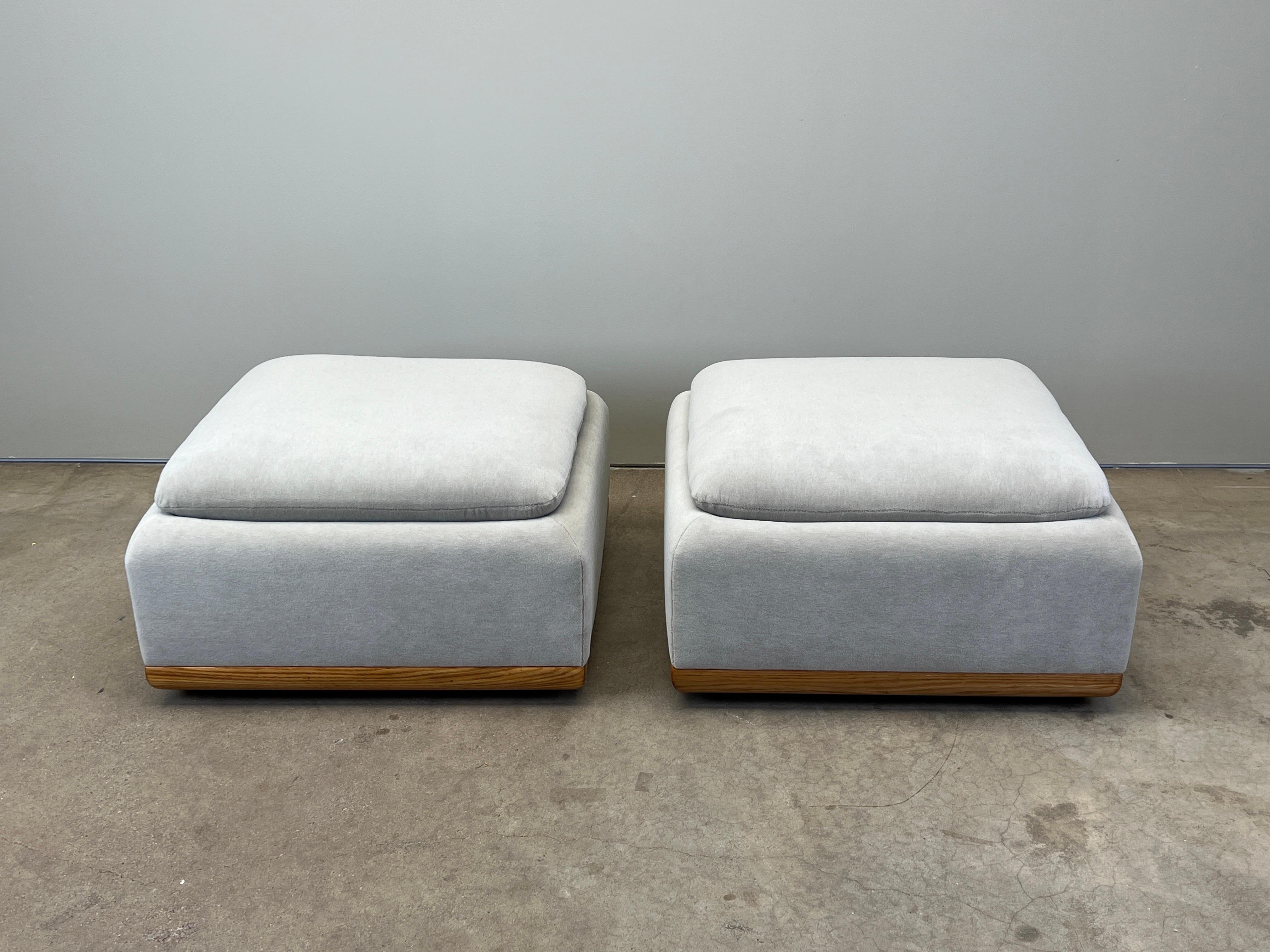 Paire d'ottomans Rolling par Edward Wormley pour Dunbar en vente 8