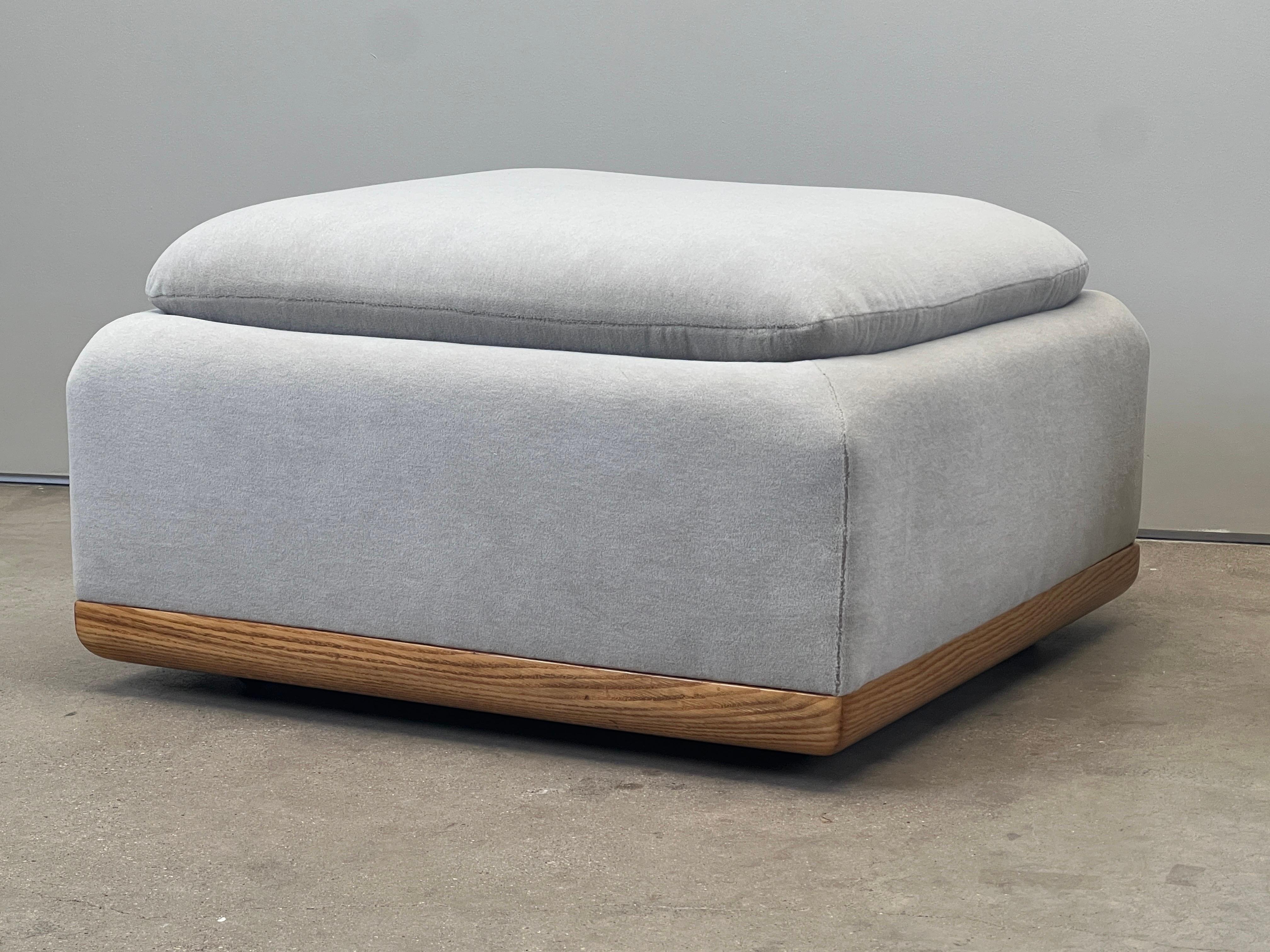 Paire d'ottomans Rolling par Edward Wormley pour Dunbar en vente 1