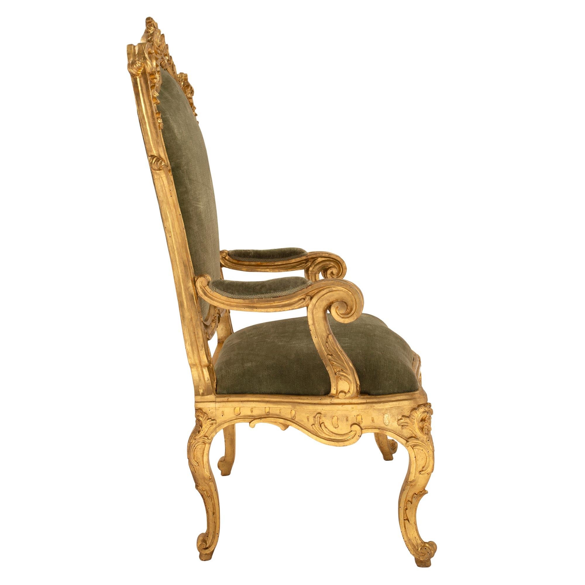 Italian Pair of Roman 18th Century Louis XV Period Giltwood Throne Armchairs For Sale